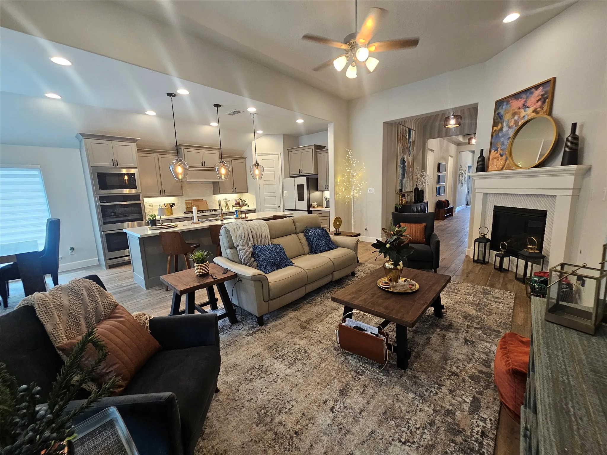 Single Family Residence For Sale in Johnson County , 1817 Buckeye Lane, Mansfield, Texas 76063, 4 Bedrooms, 4 Bathrooms, 2 Garage spaces, 2,635 Sqft, built in 2024, Price $580,000, mls#21255787, Real Estate Agent in Mansfield, Homes For Sale in Johnson county, Homes For Sale in Mansfield, Realtor in Mansfield Texas, Real Estate Brokerage Independent Realty Texas, Luminita Cordes Realtor