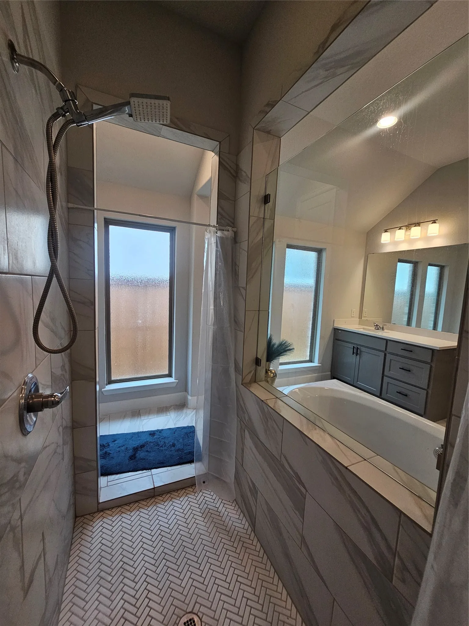 Single Family Residence For Sale in Johnson County , 1817 Buckeye Lane, Mansfield, Texas 76063, 4 Bedrooms, 4 Bathrooms, 2 Garage spaces, 2,635 Sqft, built in 2024, Price $580,000, mls#21255787, Real Estate Agent in Mansfield, Homes For Sale in Johnson county, Homes For Sale in Mansfield, Realtor in Mansfield Texas, Real Estate Brokerage Independent Realty Texas, Luminita Cordes Realtor