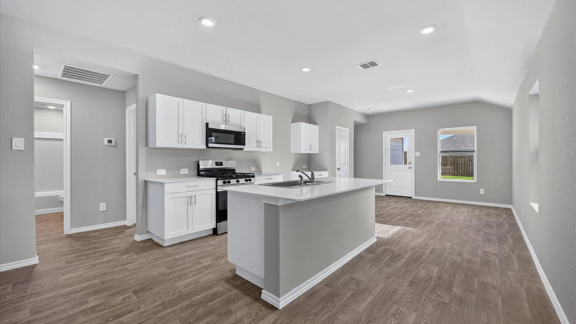 Single Family Residence For Sale in Wise County , 154 DAVIS Lane, Newark, Texas 76071, 3 Bedroom, 3 Bathroom, 2 Garage spaces, 1,442 Sqft, built in 2026, mls#21264401, Real Estate Agent in Newark, Homes For Sale in Wise county, Homes For Sale in Newark, Realtor in Newark Texas, Real Estate Brokerage Independent Realty Texas, Luminita Cordes Realtor