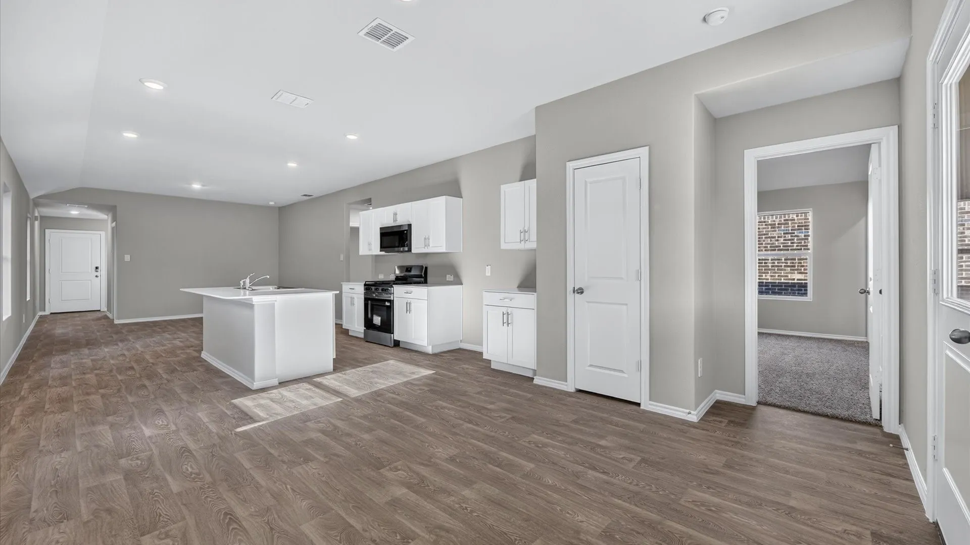 Single Family Residence For Sale in Wise County , 154 DAVIS Lane, Newark, Texas 76071, 3 Bedroom, 3 Bathroom, 2 Garage spaces, 1,442 Sqft, built in 2026, mls#21264401, Real Estate Agent in Newark, Homes For Sale in Wise county, Homes For Sale in Newark, Realtor in Newark Texas, Real Estate Brokerage Independent Realty Texas, Luminita Cordes Realtor