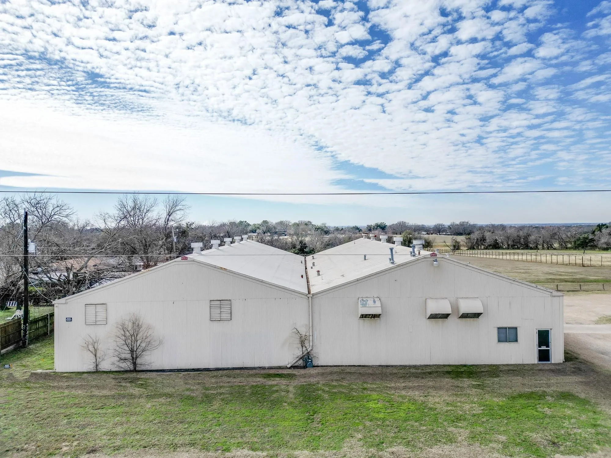 Industrial For Rent in Ellis County , 2309 N Preston, Ennis, Texas 75119, 0, 0, Garage spaces, 0 Sqft, built in 1967, Price $6,500, mls#21266303, Real Estate Agent in Ennis, Homes For Rent in Ellis county, Homes For Rent in Ennis, Realtor in Ennis Texas, Real Estate Brokerage Independent Realty Texas, Luminita Cordes Realtor