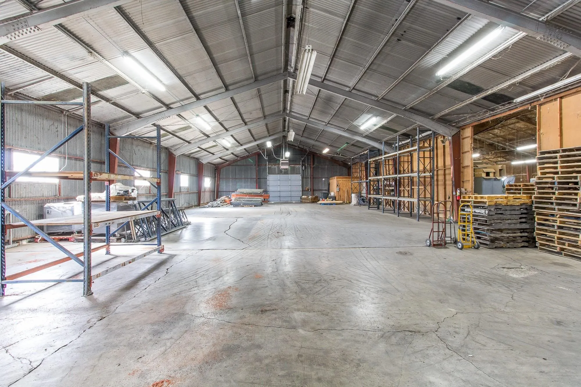 Industrial For Rent in Ellis County , 2309 N Preston, Ennis, Texas 75119, 0, 0, Garage spaces, 0 Sqft, built in 1967, Price $6,500, mls#21266303, Real Estate Agent in Ennis, Homes For Rent in Ellis county, Homes For Rent in Ennis, Realtor in Ennis Texas, Real Estate Brokerage Independent Realty Texas, Luminita Cordes Realtor