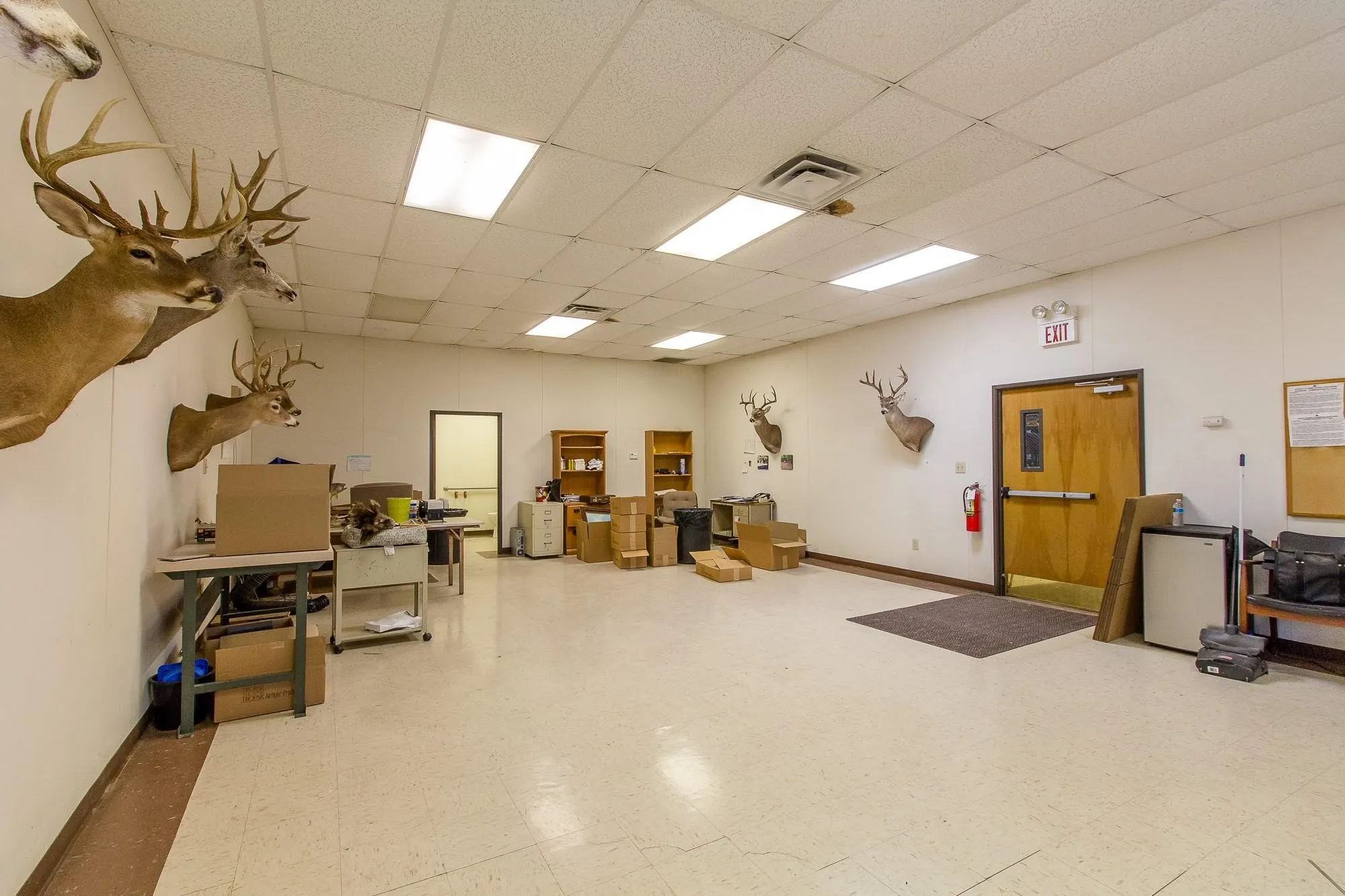 Industrial For Rent in Ellis County , 2309 N Preston, Ennis, Texas 75119, 0, 0, Garage spaces, 0 Sqft, built in 1967, Price $6,500, mls#21266303, Real Estate Agent in Ennis, Homes For Rent in Ellis county, Homes For Rent in Ennis, Realtor in Ennis Texas, Real Estate Brokerage Independent Realty Texas, Luminita Cordes Realtor