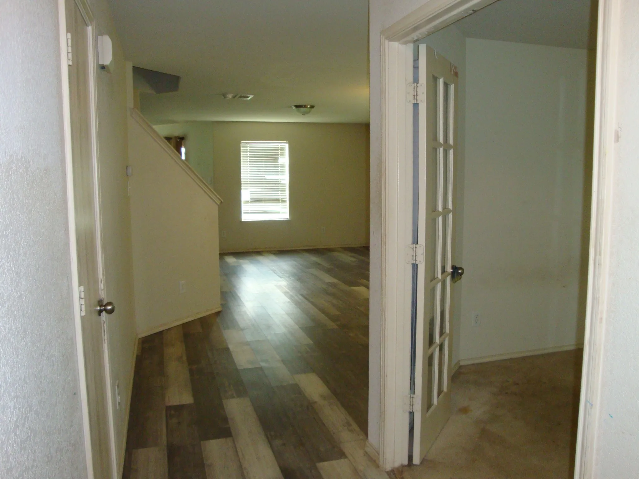 Single Family Residence For Sale in Tarrant County , 252 Rock Meadow Drive, Crowley, Texas 76036, 3 Bedroom, 3 Bathroom, 2 Garage spaces, 2,633 Sqft, built in 2011, mls#21266203, Real Estate Agent in Crowley, Homes For Sale in Tarrant county, Homes For Sale in Crowley, Realtor in Crowley Texas, Real Estate Brokerage Independent Realty Texas, Luminita Cordes Realtor