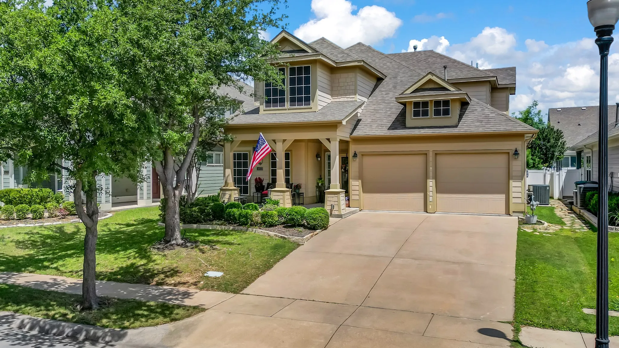 Single Family Residence For Sale in Tarrant County , 5033 Cassidy Lane, Fort Worth, Texas 76244, 4 Bedroom, 3 Bathroom, 2 Garage spaces, 2,589 Sqft, built in 2010, mls#21261564, Real Estate Agent in Fort Worth, Homes For Sale in Tarrant county, Homes For Sale in Fort Worth, Realtor in Fort Worth Texas, Real Estate Brokerage Independent Realty Texas, Luminita Cordes Realtor