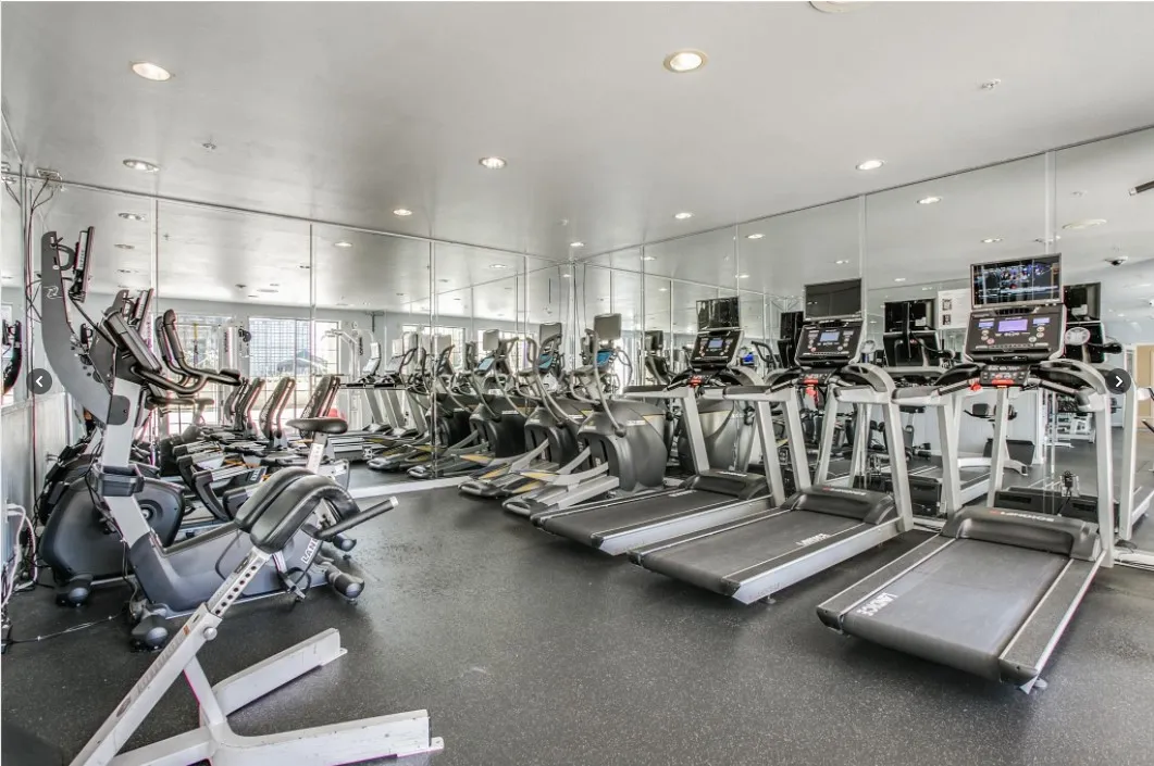 Condominium For Sale in Dallas County , 3225 Turtle Creek Boulevard 828, Dallas, Texas 75219, 1 Bedroom, 1 Bathroom, 1 Garage spaces, 832 Sqft, built in 1998, mls#21262936, Real Estate Agent in Dallas, Homes For Sale in Dallas county, Homes For Sale in Dallas, Realtor in Dallas Texas, Real Estate Brokerage Independent Realty Texas, Luminita Cordes Realtor