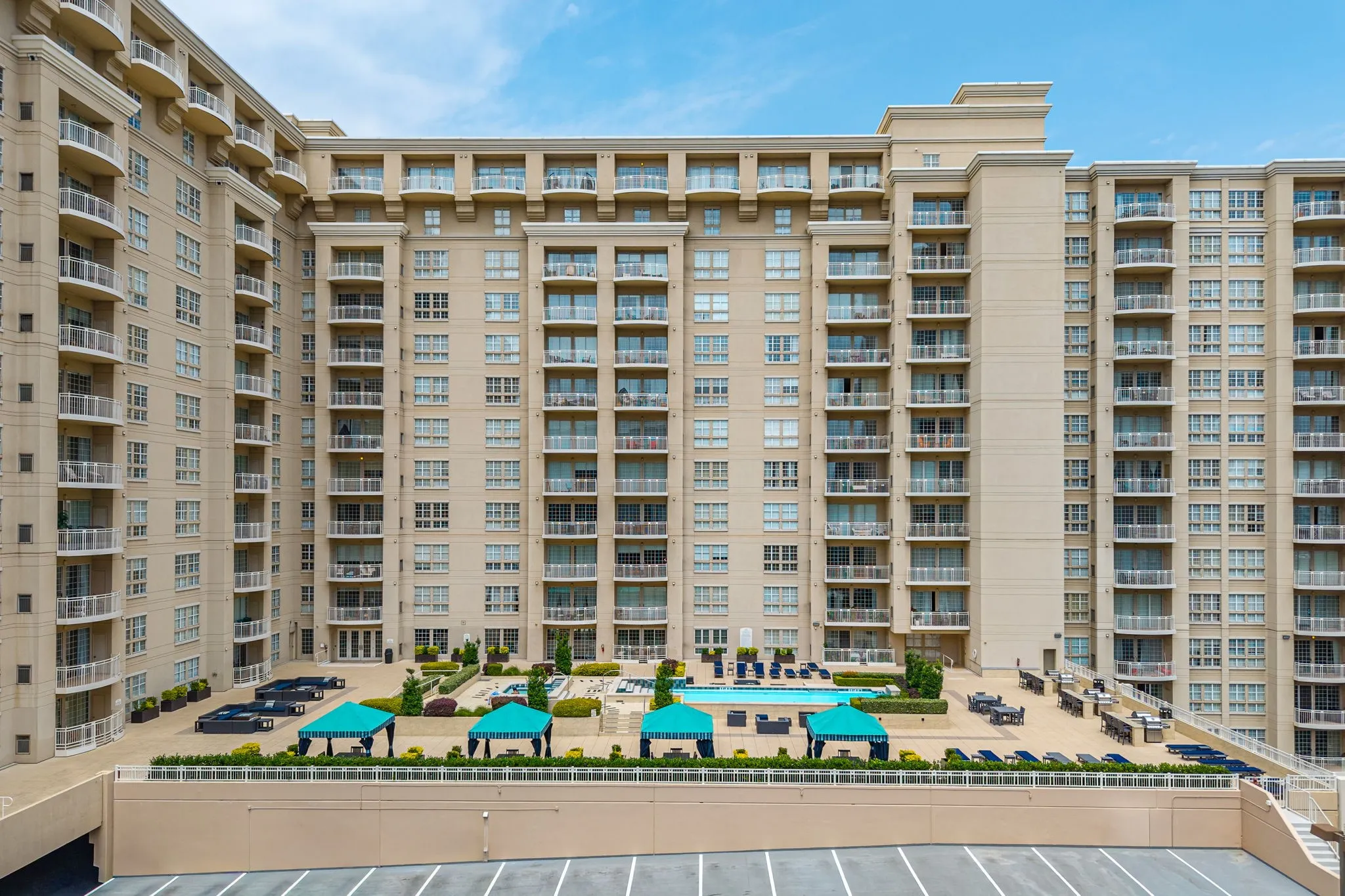Condominium For Sale in Dallas County , 3225 Turtle Creek Boulevard 828, Dallas, Texas 75219, 1 Bedroom, 1 Bathroom, 1 Garage spaces, 832 Sqft, built in 1998, mls#21262936, Real Estate Agent in Dallas, Homes For Sale in Dallas county, Homes For Sale in Dallas, Realtor in Dallas Texas, Real Estate Brokerage Independent Realty Texas, Luminita Cordes Realtor