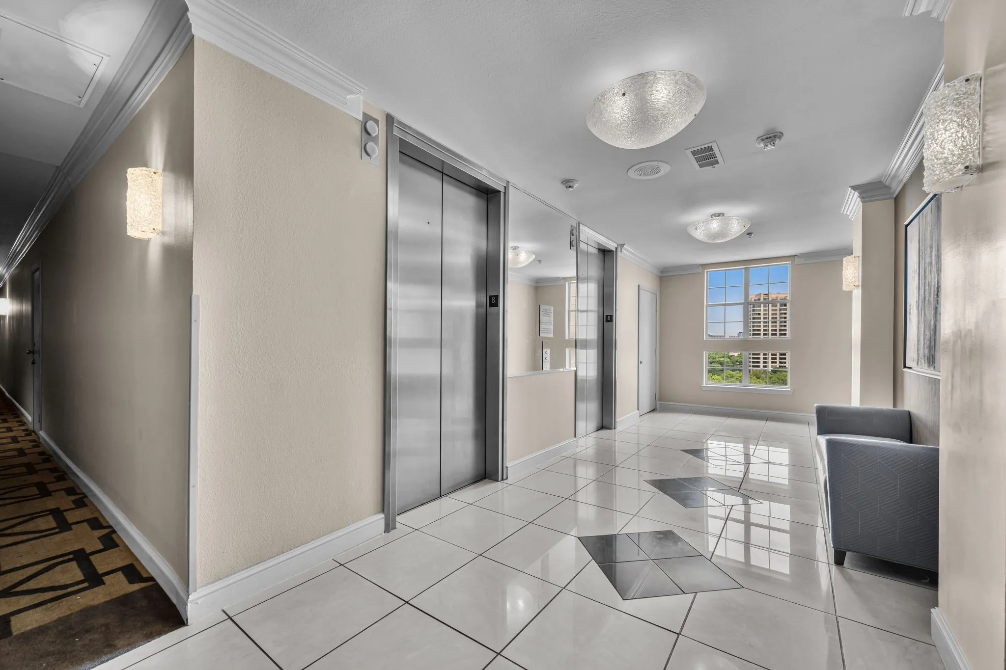 Condominium For Sale in Dallas County , 3225 Turtle Creek Boulevard 828, Dallas, Texas 75219, 1 Bedroom, 1 Bathroom, 1 Garage spaces, 832 Sqft, built in 1998, mls#21262936, Real Estate Agent in Dallas, Homes For Sale in Dallas county, Homes For Sale in Dallas, Realtor in Dallas Texas, Real Estate Brokerage Independent Realty Texas, Luminita Cordes Realtor