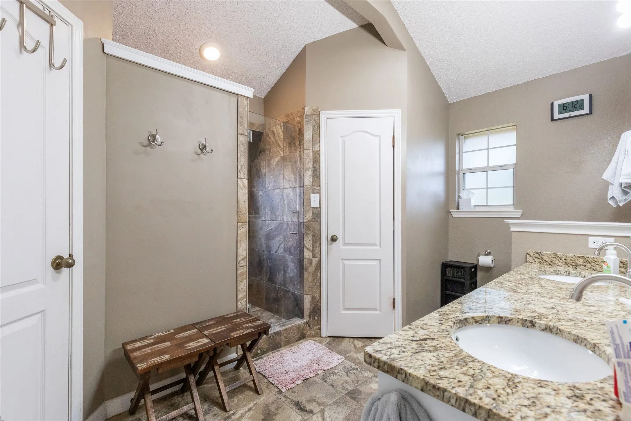 Single Family Residence For Sale in Taylor County , 5217 Western Plains Avenue, Abilene, Texas 79606, 4 Bedroom, 2 Bathroom, 2 Garage spaces, 1,883 Sqft, built in 1992, mls#21260914, Real Estate Agent in Abilene, Homes For Sale in Taylor county, Homes For Sale in Abilene, Realtor in Abilene Texas, Real Estate Brokerage Independent Realty Texas, Luminita Cordes Realtor