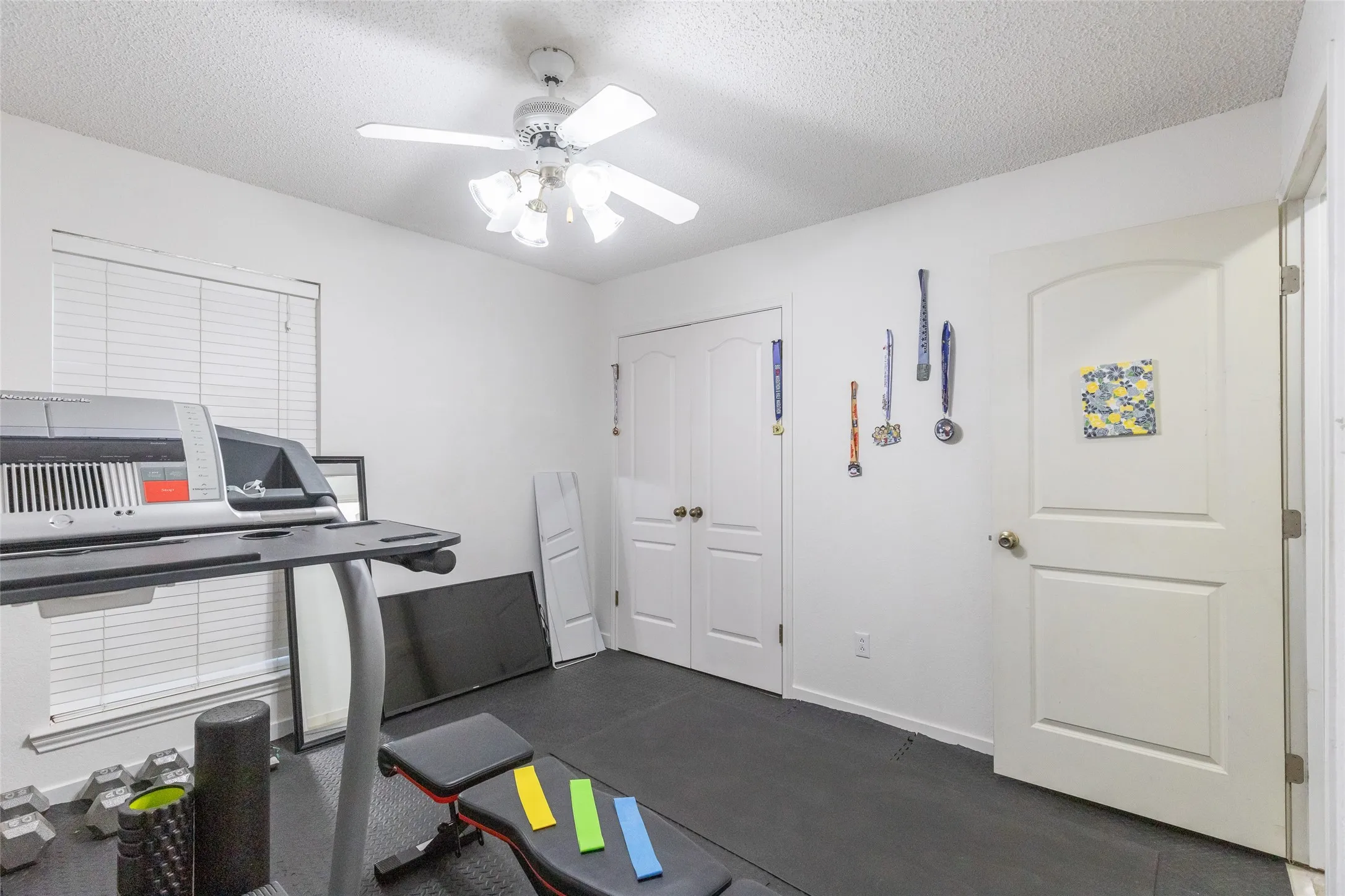 Single Family Residence For Sale in Taylor County , 5217 Western Plains Avenue, Abilene, Texas 79606, 4 Bedroom, 2 Bathroom, 2 Garage spaces, 1,883 Sqft, built in 1992, mls#21260914, Real Estate Agent in Abilene, Homes For Sale in Taylor county, Homes For Sale in Abilene, Realtor in Abilene Texas, Real Estate Brokerage Independent Realty Texas, Luminita Cordes Realtor