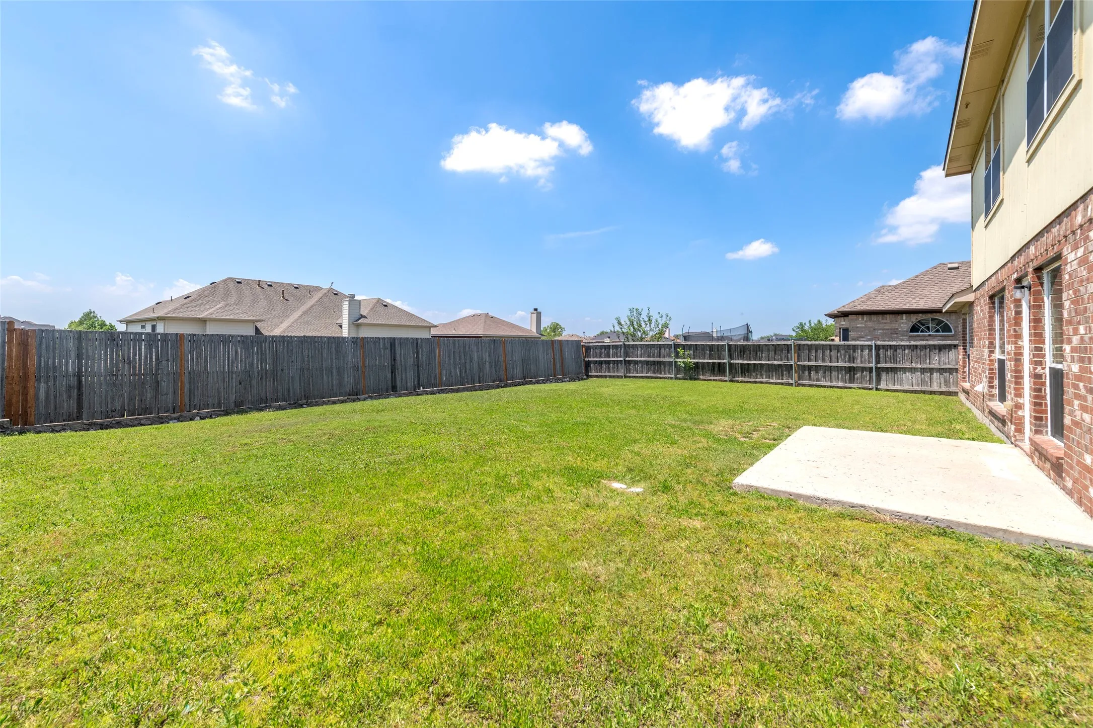 Single Family Residence For Sale in Kaufman County , 617 Marlee Drive, Forney, Texas 75126, 4 Bedroom, 3 Bathroom, 2 Garage spaces, 2,652 Sqft, built in 2006, mls#21181215, Real Estate Agent in Forney, Homes For Sale in Kaufman county, Homes For Sale in Forney, Realtor in Forney Texas, Real Estate Brokerage Independent Realty Texas, Luminita Cordes Realtor