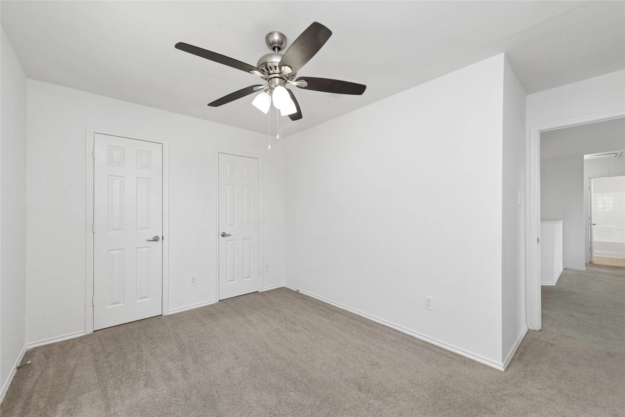 Single Family Residence For Sale in Kaufman County , 617 Marlee Drive, Forney, Texas 75126, 4 Bedroom, 3 Bathroom, 2 Garage spaces, 2,652 Sqft, built in 2006, mls#21181215, Real Estate Agent in Forney, Homes For Sale in Kaufman county, Homes For Sale in Forney, Realtor in Forney Texas, Real Estate Brokerage Independent Realty Texas, Luminita Cordes Realtor
