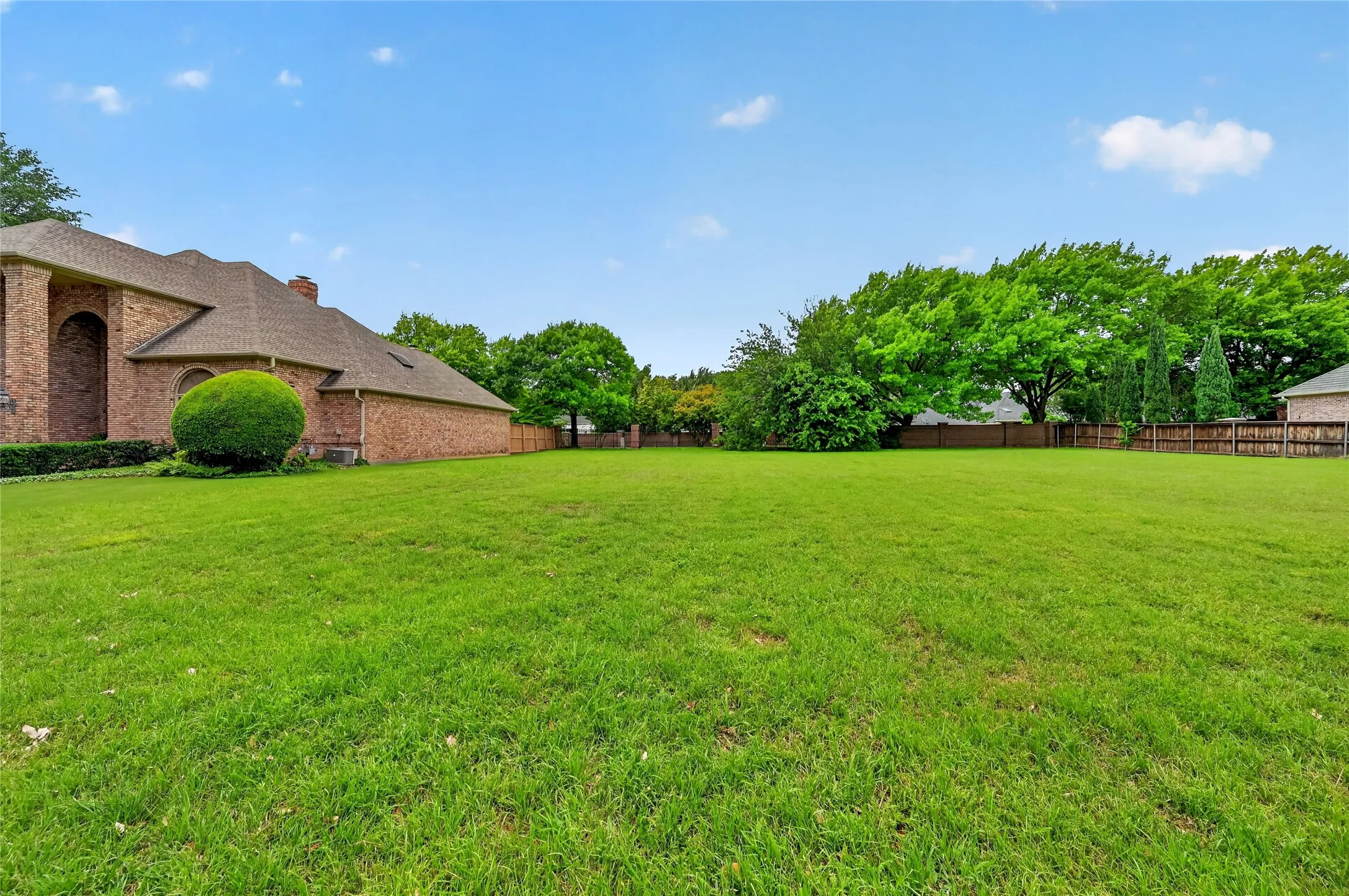 Improved Land For Sale in Tarrant County , 2628 Torrey Pines Drive, Fort Worth, Texas 76109, 0, 0, Garage spaces, 0 Sqft, built in 0, mls#21241744, Real Estate Agent in Fort Worth, Homes For Sale in Tarrant county, Homes For Sale in Fort Worth, Realtor in Fort Worth Texas, Real Estate Brokerage Independent Realty Texas, Luminita Cordes Realtor