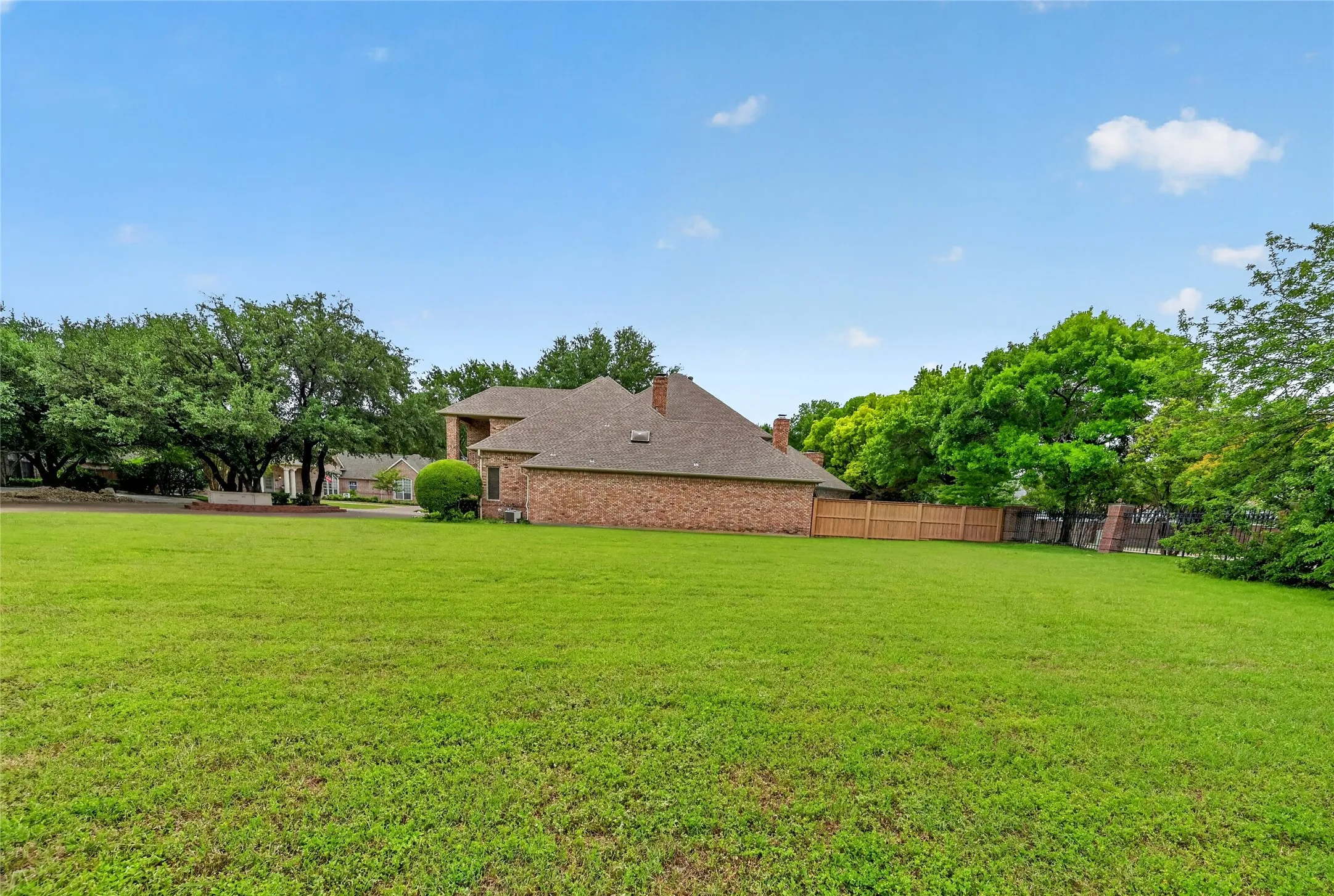 Improved Land For Sale in Tarrant County , 2628 Torrey Pines Drive, Fort Worth, Texas 76109, 0, 0, Garage spaces, 0 Sqft, built in 0, mls#21241744, Real Estate Agent in Fort Worth, Homes For Sale in Tarrant county, Homes For Sale in Fort Worth, Realtor in Fort Worth Texas, Real Estate Brokerage Independent Realty Texas, Luminita Cordes Realtor