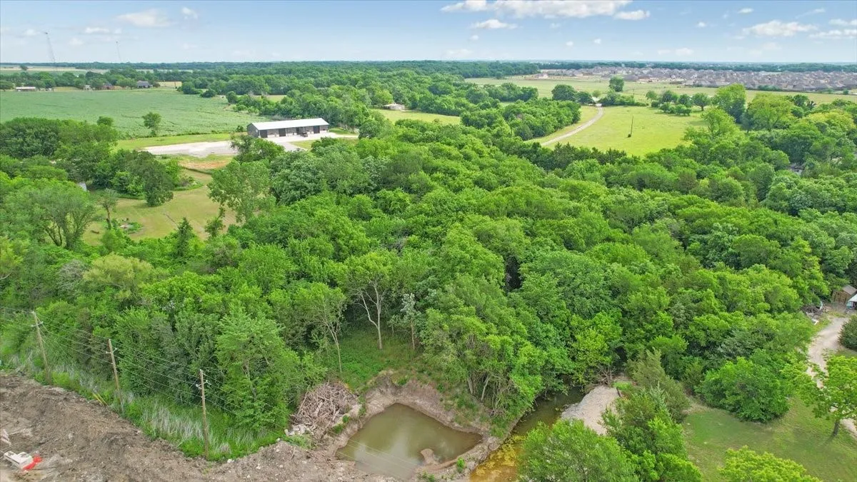 Unimproved Land For Sale in Grayson County , 14564 US Highway 75, Van Alstyne, Texas 75495, 0, 0, Garage spaces, 0 Sqft, built in 1969, Price $3,500,000, mls#21265723, Real Estate Agent in Van Alstyne, Homes For Sale in Grayson county, Homes For Sale in Van Alstyne, Realtor in Van Alstyne Texas, Real Estate Brokerage Independent Realty Texas, Luminita Cordes Realtor