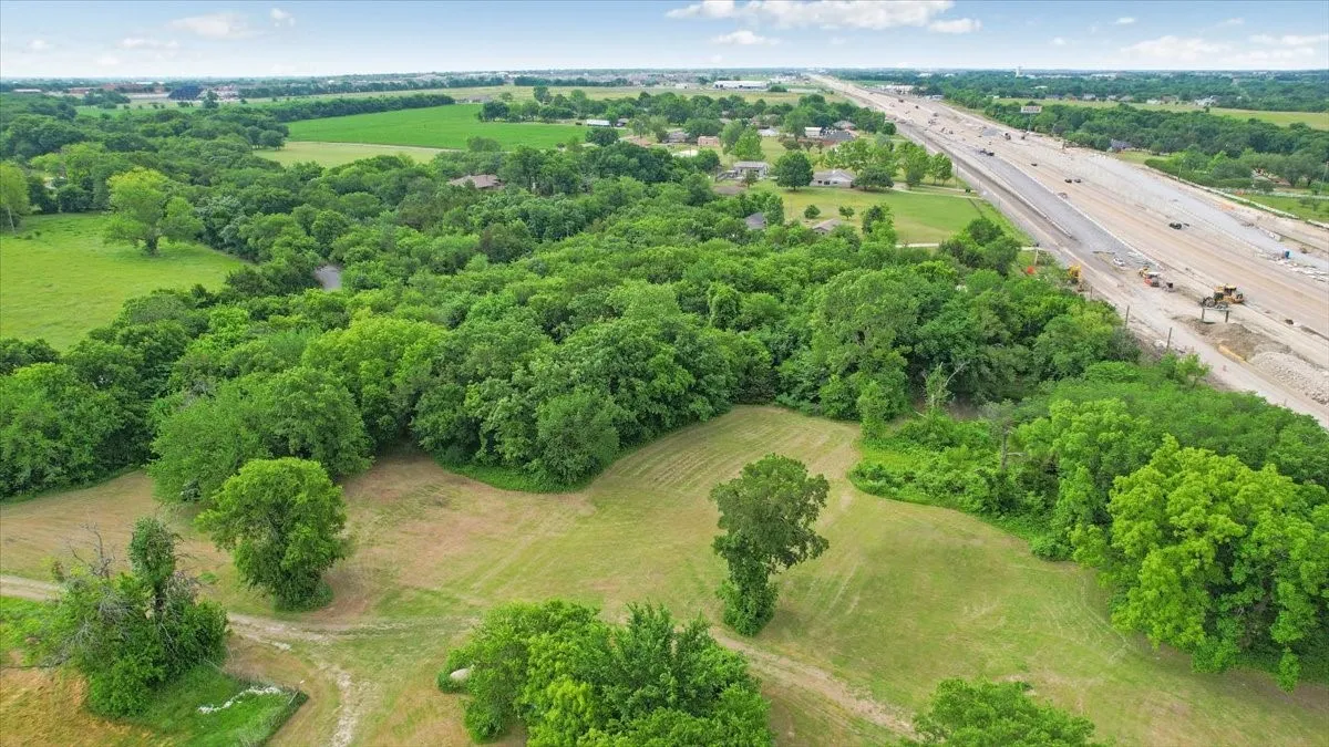Unimproved Land For Sale in Grayson County , 14564 US Highway 75, Van Alstyne, Texas 75495, 0, 0, Garage spaces, 0 Sqft, built in 1969, Price $3,500,000, mls#21265723, Real Estate Agent in Van Alstyne, Homes For Sale in Grayson county, Homes For Sale in Van Alstyne, Realtor in Van Alstyne Texas, Real Estate Brokerage Independent Realty Texas, Luminita Cordes Realtor