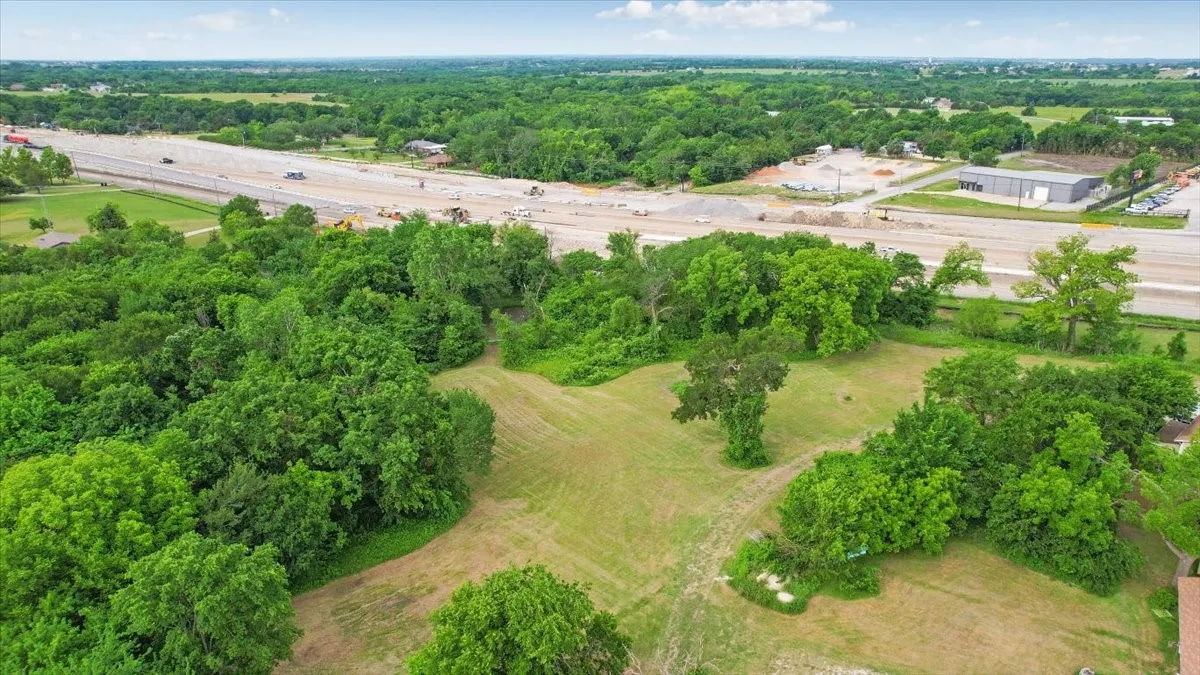 Unimproved Land For Sale in Grayson County , 14564 US Highway 75, Van Alstyne, Texas 75495, 0, 0, Garage spaces, 0 Sqft, built in 1969, Price $3,500,000, mls#21265723, Real Estate Agent in Van Alstyne, Homes For Sale in Grayson county, Homes For Sale in Van Alstyne, Realtor in Van Alstyne Texas, Real Estate Brokerage Independent Realty Texas, Luminita Cordes Realtor