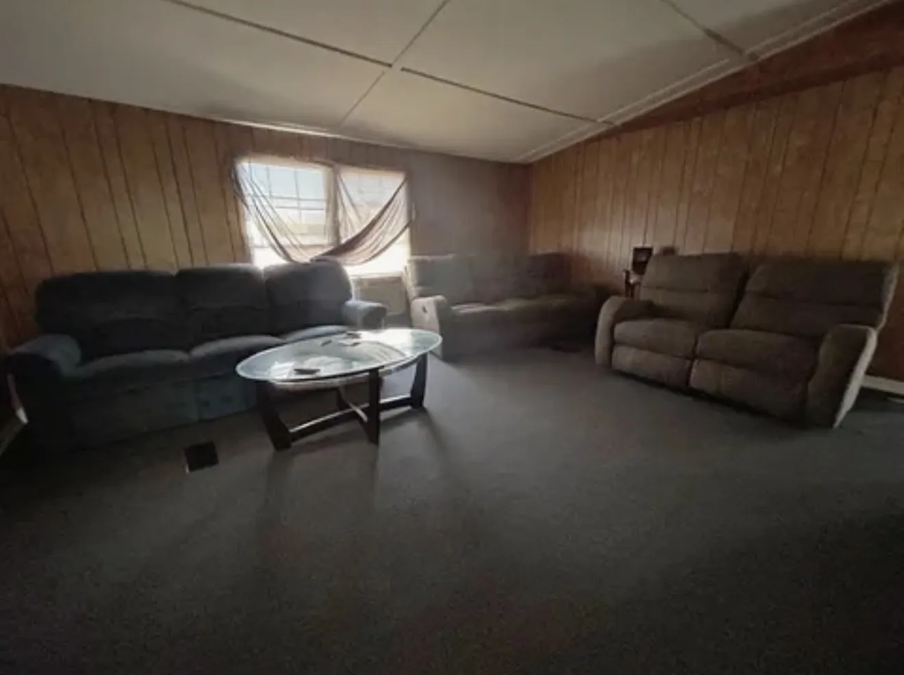 Mobile Home For Sale in Houston County , 4570 S US Hwy 287, Crockett, Texas 75835, 2 Bedroom, 2 Bathroom, Garage spaces, 1,120 Sqft, built in 1982, mls#21265852, Real Estate Agent in Crockett, Homes For Sale in Houston county, Homes For Sale in Crockett, Realtor in Crockett Texas, Real Estate Brokerage Independent Realty Texas, Luminita Cordes Realtor