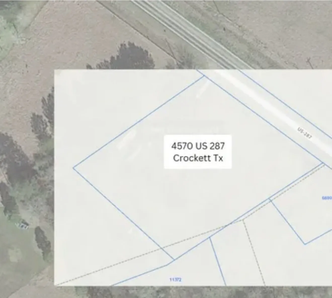 Mobile Home For Sale in Houston County , 4570 S US Hwy 287, Crockett, Texas 75835, 2 Bedroom, 2 Bathroom, Garage spaces, 1,120 Sqft, built in 1982, mls#21265852, Real Estate Agent in Crockett, Homes For Sale in Houston county, Homes For Sale in Crockett, Realtor in Crockett Texas, Real Estate Brokerage Independent Realty Texas, Luminita Cordes Realtor