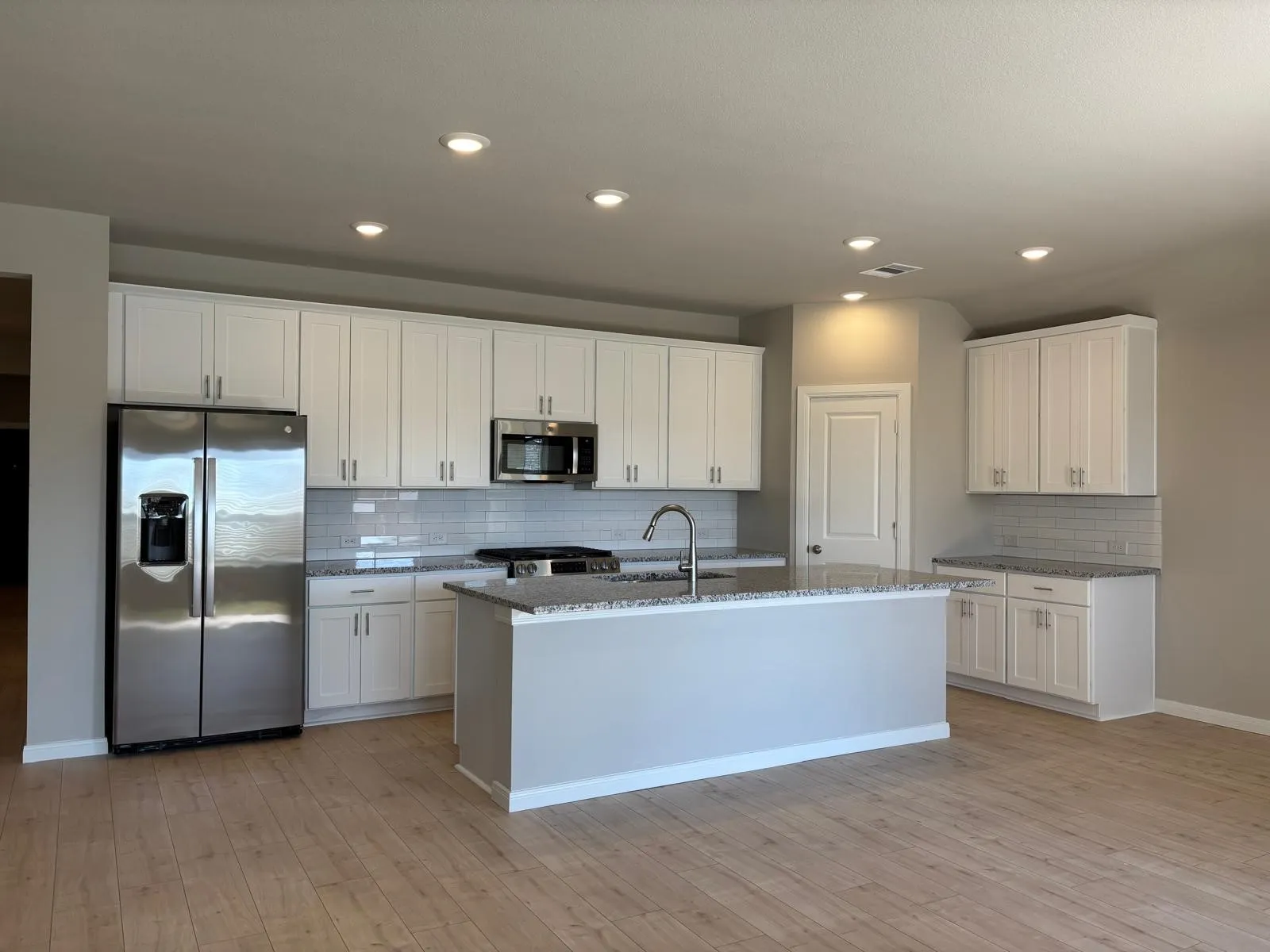 Single Family Residence For Rent in Denton County , 1444 Indian Mallow Lane, Justin, Texas 76247, 4 Bedroom, 3 Bathroom, 2 Garage spaces, 2,066 Sqft, built in 2025, mls#21266422, Real Estate Agent in Justin, Homes For Rent in Denton county, Homes For Rent in Justin, Realtor in Justin Texas, Real Estate Brokerage Independent Realty Texas, Luminita Cordes Realtor