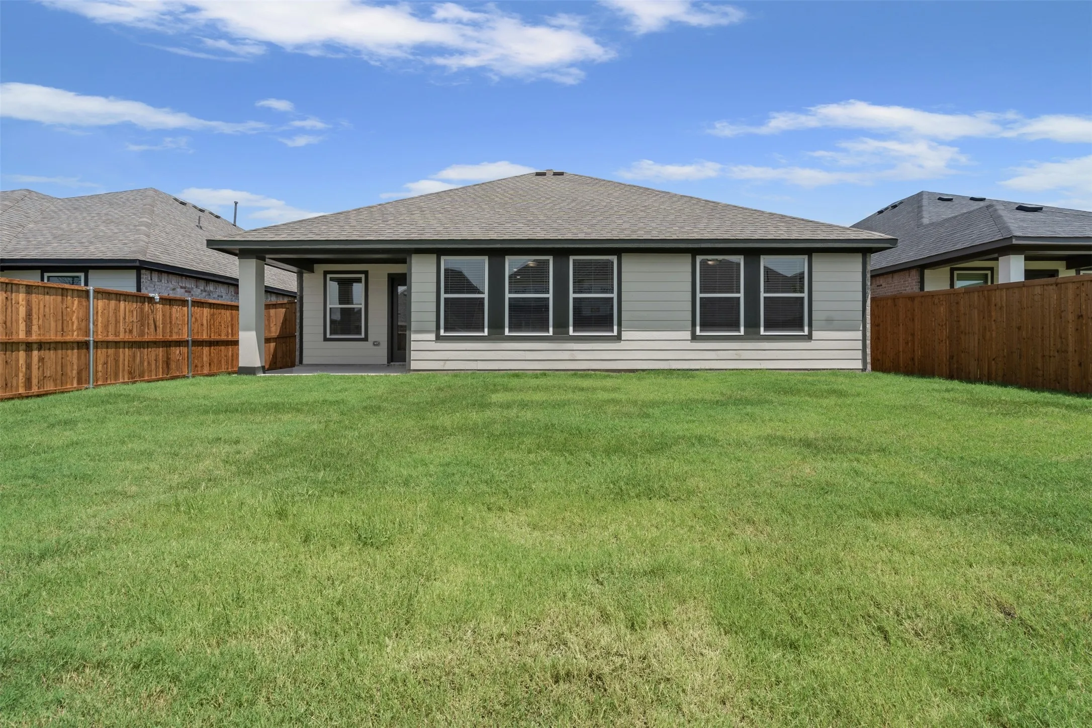 Single Family Residence For Rent in Denton County , 1444 Indian Mallow Lane, Justin, Texas 76247, 4 Bedroom, 3 Bathroom, 2 Garage spaces, 2,066 Sqft, built in 2025, mls#21266422, Real Estate Agent in Justin, Homes For Rent in Denton county, Homes For Rent in Justin, Realtor in Justin Texas, Real Estate Brokerage Independent Realty Texas, Luminita Cordes Realtor