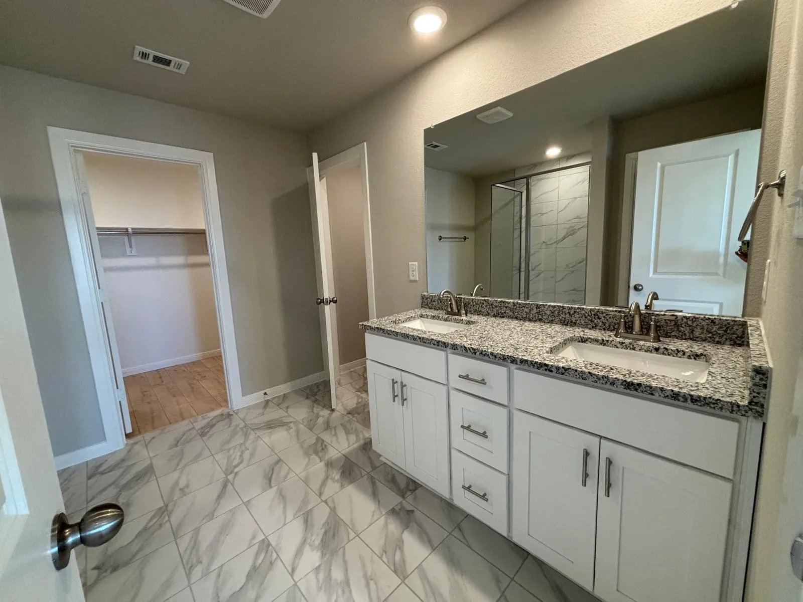 Single Family Residence For Rent in Denton County , 1444 Indian Mallow Lane, Justin, Texas 76247, 4 Bedroom, 3 Bathroom, 2 Garage spaces, 2,066 Sqft, built in 2025, mls#21266422, Real Estate Agent in Justin, Homes For Rent in Denton county, Homes For Rent in Justin, Realtor in Justin Texas, Real Estate Brokerage Independent Realty Texas, Luminita Cordes Realtor
