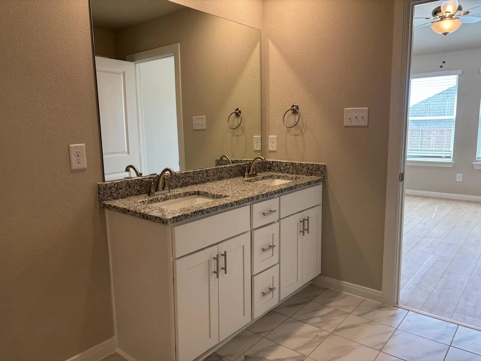 Single Family Residence For Rent in Denton County , 1444 Indian Mallow Lane, Justin, Texas 76247, 4 Bedroom, 3 Bathroom, 2 Garage spaces, 2,066 Sqft, built in 2025, mls#21266422, Real Estate Agent in Justin, Homes For Rent in Denton county, Homes For Rent in Justin, Realtor in Justin Texas, Real Estate Brokerage Independent Realty Texas, Luminita Cordes Realtor