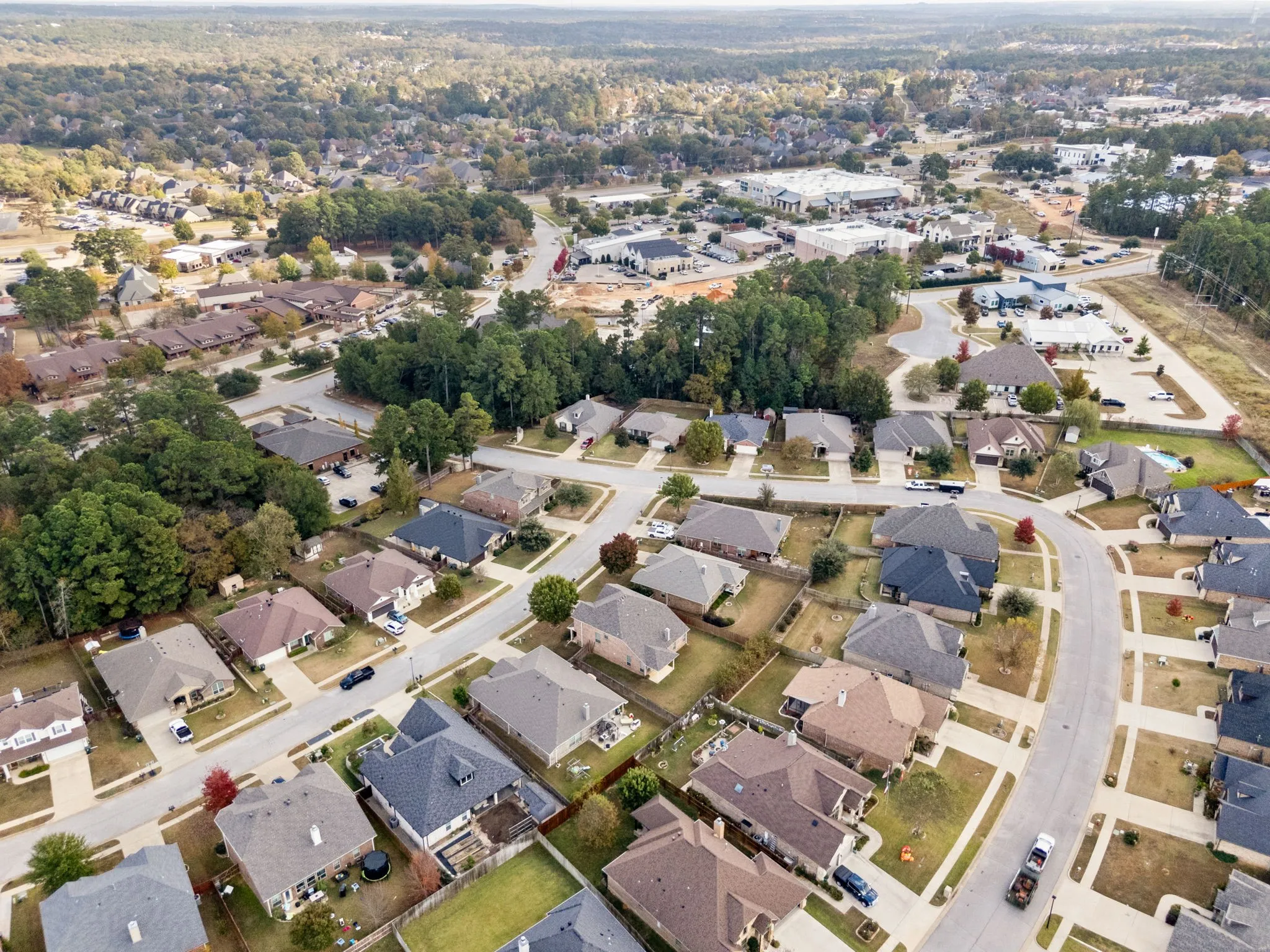 Single Family Residence For Sale in Smith County , 6679 Lacebark Circle, Tyler, Texas 75703, 5 Bedroom, 4 Bathroom, 2 Garage spaces, 2,905 Sqft, built in 2008, mls#21266444, Real Estate Agent in Tyler, Homes For Sale in Smith county, Homes For Sale in Tyler, Realtor in Tyler Texas, Real Estate Brokerage Independent Realty Texas, Luminita Cordes Realtor