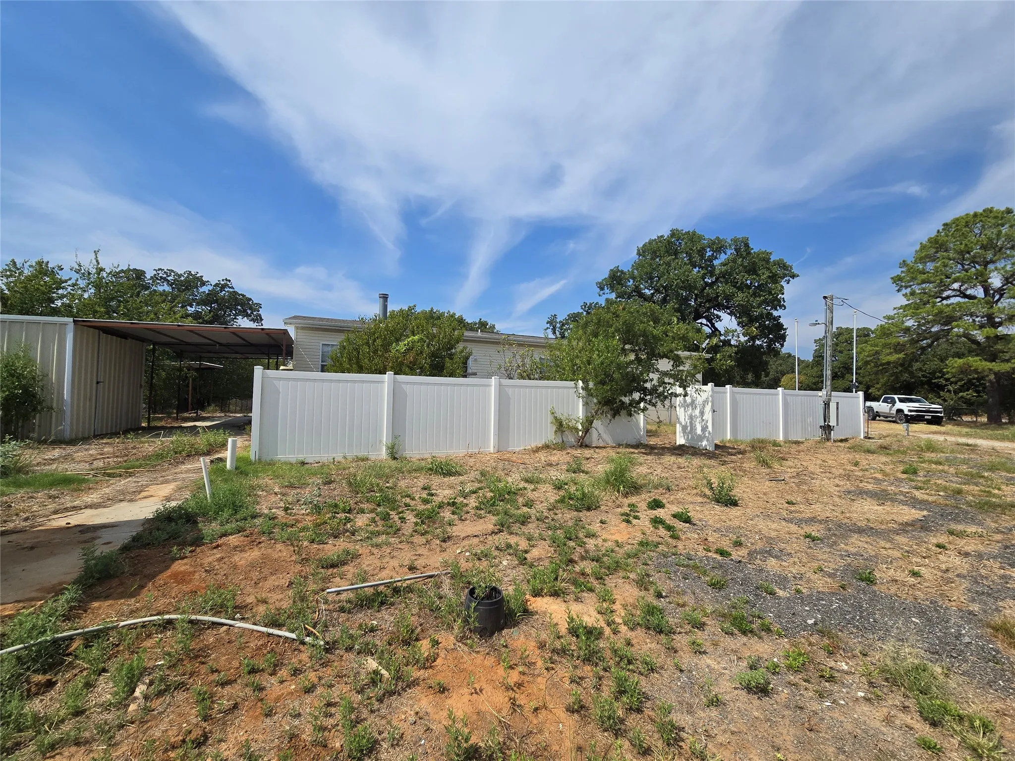 Mobile Home For Sale in Parker County , 1331 Jay Bird Road, Springtown, Texas 76082, 3 Bedroom, 2 Bathroom, Garage spaces, 1,920 Sqft, built in 2012, mls#21263060, Real Estate Agent in Springtown, Homes For Sale in Parker county, Homes For Sale in Springtown, Realtor in Springtown Texas, Real Estate Brokerage Independent Realty Texas, Luminita Cordes Realtor