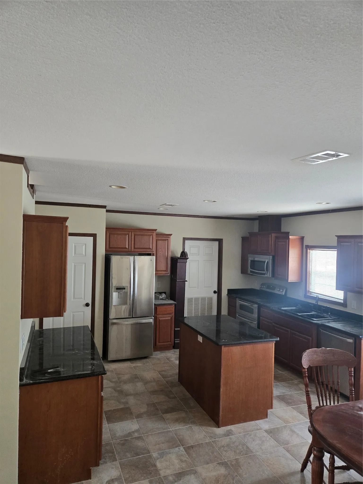 Mobile Home For Sale in Parker County , 1331 Jay Bird Road, Springtown, Texas 76082, 3 Bedroom, 2 Bathroom, Garage spaces, 1,920 Sqft, built in 2012, mls#21263060, Real Estate Agent in Springtown, Homes For Sale in Parker county, Homes For Sale in Springtown, Realtor in Springtown Texas, Real Estate Brokerage Independent Realty Texas, Luminita Cordes Realtor