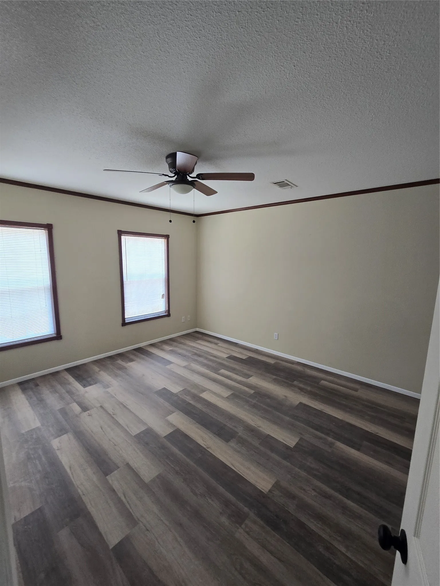 Mobile Home For Sale in Parker County , 1331 Jay Bird Road, Springtown, Texas 76082, 3 Bedroom, 2 Bathroom, Garage spaces, 1,920 Sqft, built in 2012, mls#21263060, Real Estate Agent in Springtown, Homes For Sale in Parker county, Homes For Sale in Springtown, Realtor in Springtown Texas, Real Estate Brokerage Independent Realty Texas, Luminita Cordes Realtor