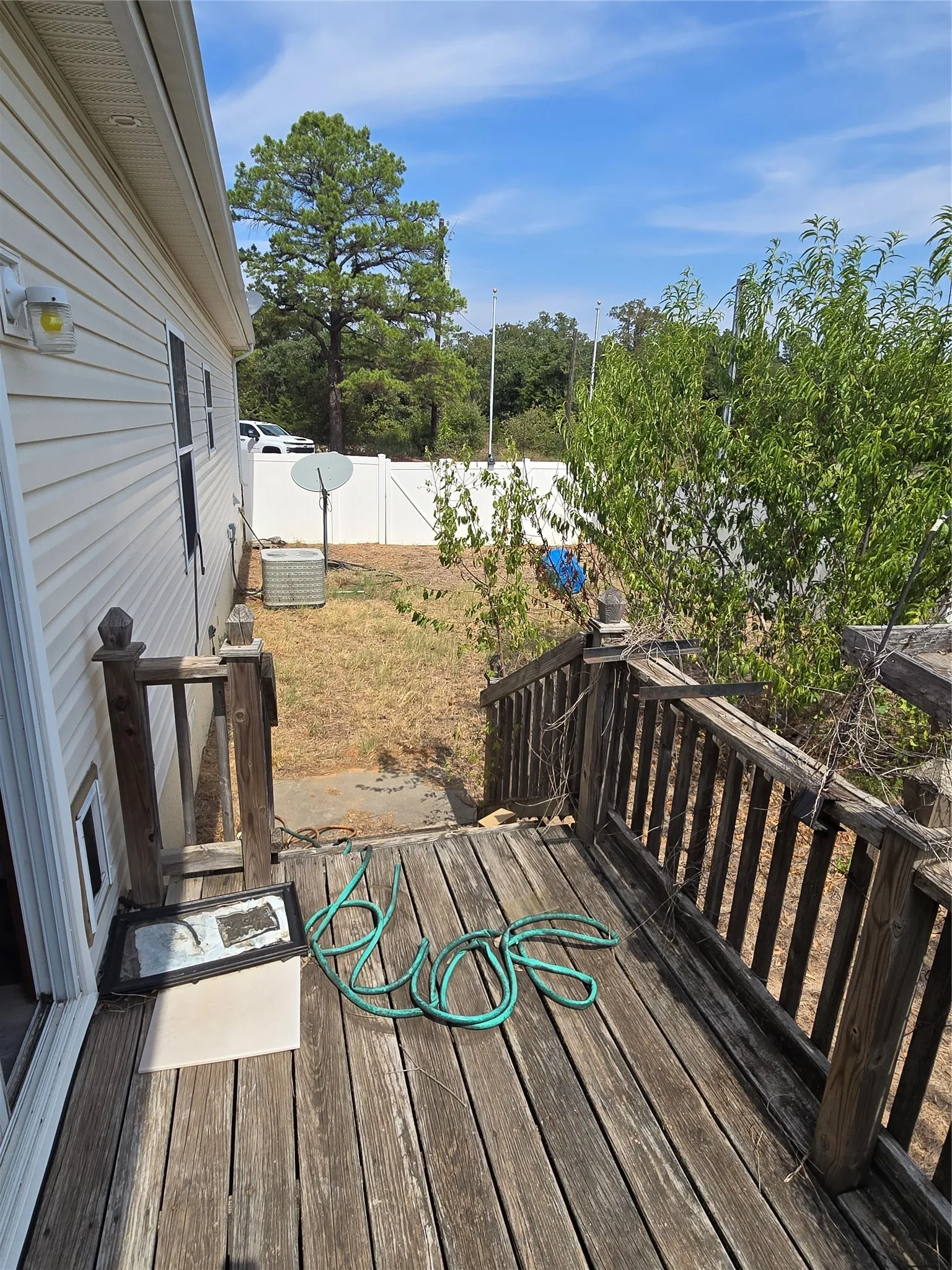 Mobile Home For Sale in Parker County , 1331 Jay Bird Road, Springtown, Texas 76082, 3 Bedroom, 2 Bathroom, Garage spaces, 1,920 Sqft, built in 2012, mls#21263060, Real Estate Agent in Springtown, Homes For Sale in Parker county, Homes For Sale in Springtown, Realtor in Springtown Texas, Real Estate Brokerage Independent Realty Texas, Luminita Cordes Realtor