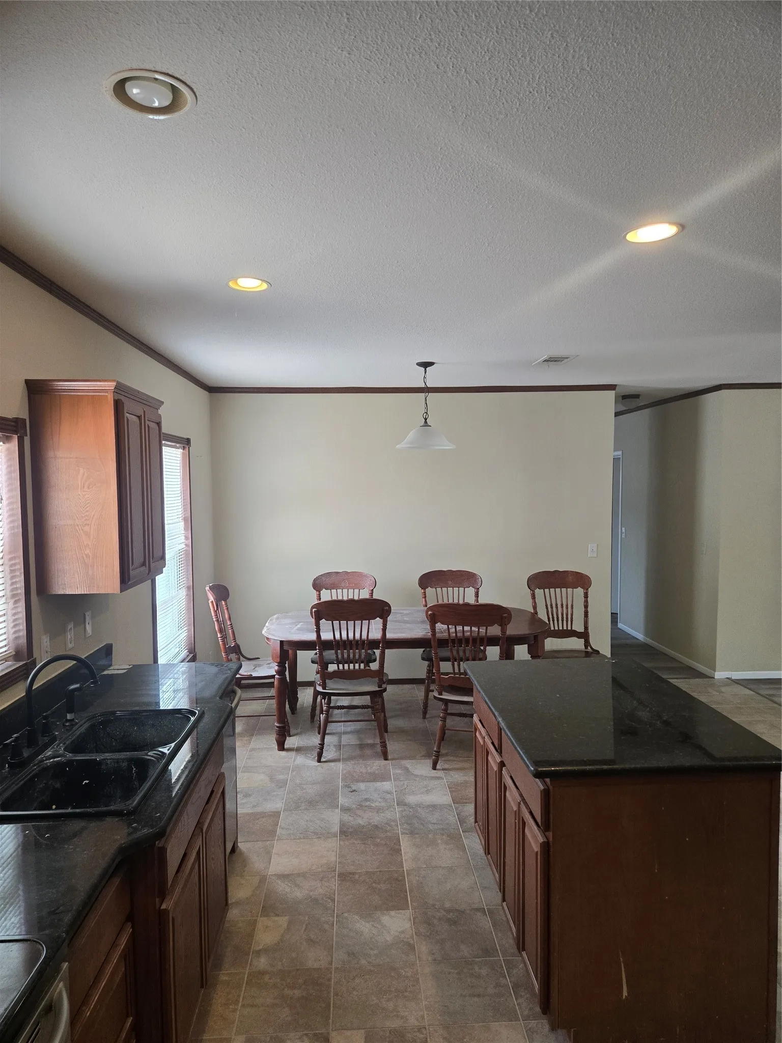 Mobile Home For Sale in Parker County , 1331 Jay Bird Road, Springtown, Texas 76082, 3 Bedroom, 2 Bathroom, Garage spaces, 1,920 Sqft, built in 2012, mls#21263060, Real Estate Agent in Springtown, Homes For Sale in Parker county, Homes For Sale in Springtown, Realtor in Springtown Texas, Real Estate Brokerage Independent Realty Texas, Luminita Cordes Realtor