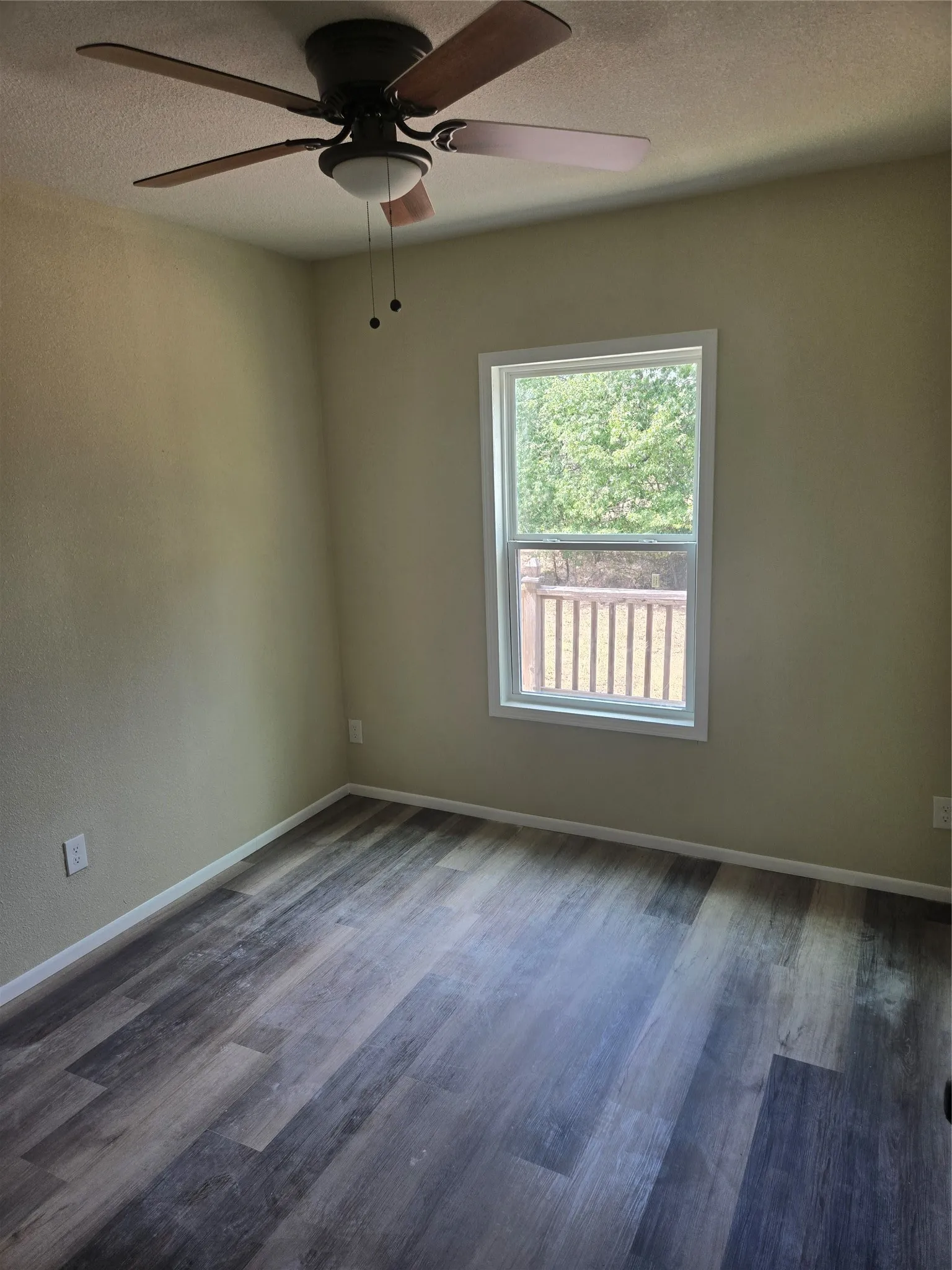 Mobile Home For Sale in Parker County , 1331 Jay Bird Road, Springtown, Texas 76082, 3 Bedroom, 2 Bathroom, Garage spaces, 1,920 Sqft, built in 2012, mls#21263060, Real Estate Agent in Springtown, Homes For Sale in Parker county, Homes For Sale in Springtown, Realtor in Springtown Texas, Real Estate Brokerage Independent Realty Texas, Luminita Cordes Realtor