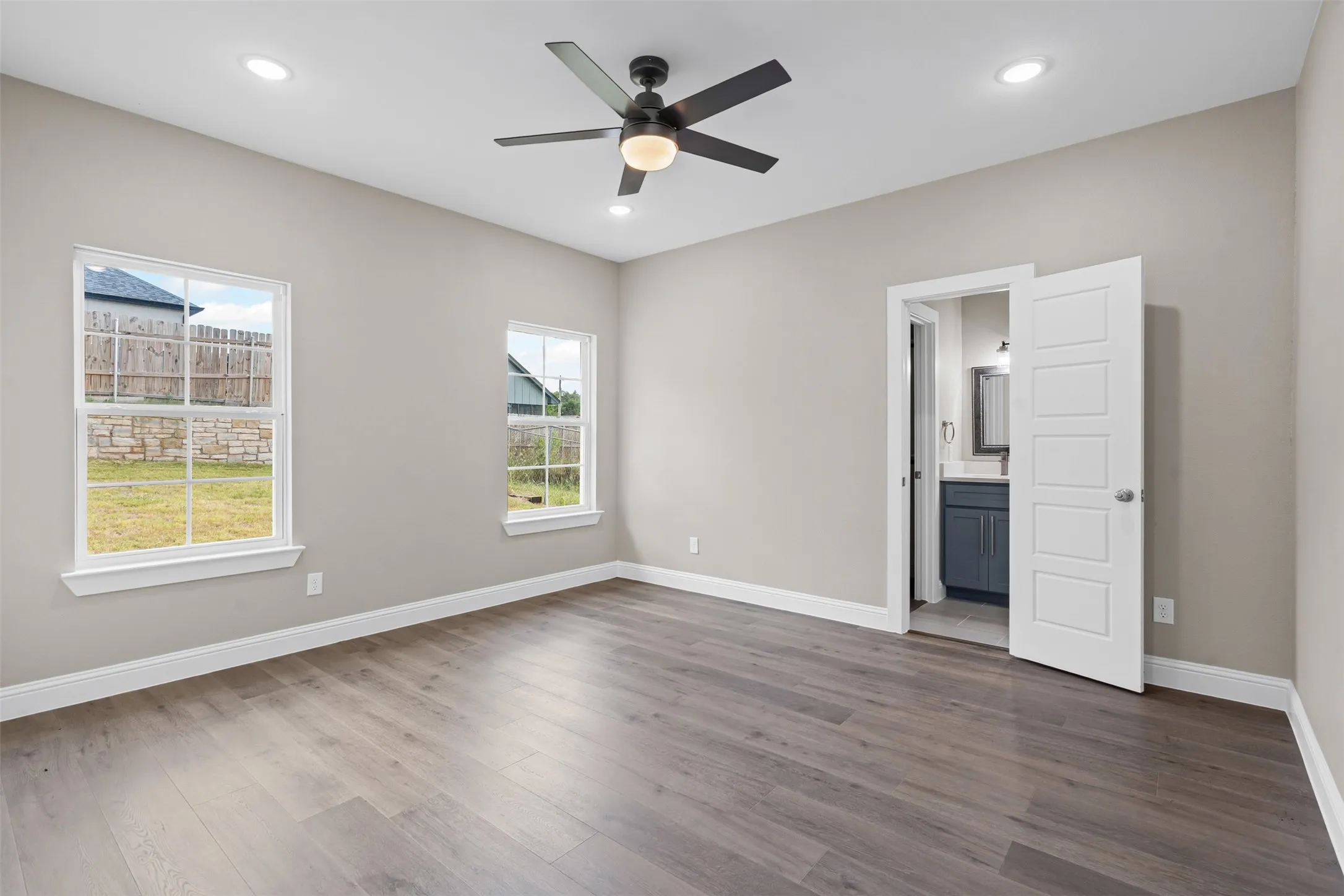 Single Family Residence For Sale in Hood County , 913 Pease River Drive, Granbury, Texas 76048, 3 Bedroom, 2 Bathroom, 1 Garage spaces, 1,369 Sqft, built in 2024, mls#21259448, Real Estate Agent in Granbury, Homes For Sale in Hood county, Homes For Sale in Granbury, Realtor in Granbury Texas, Real Estate Brokerage Independent Realty Texas, Luminita Cordes Realtor