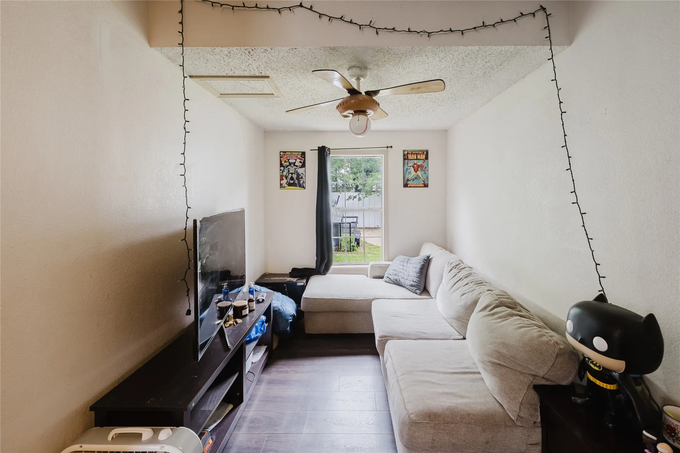 Single Family Residence For Sale in Eastland County , 201 E Plummer Street, Eastland, Texas 76448, 4 Bedroom, 2 Bathroom, 2 Garage spaces, 2,617 Sqft, built in 1920, mls#21266458, Real Estate Agent in Eastland, Homes For Sale in Eastland county, Homes For Sale in Eastland, Realtor in Eastland Texas, Real Estate Brokerage Independent Realty Texas, Luminita Cordes Realtor