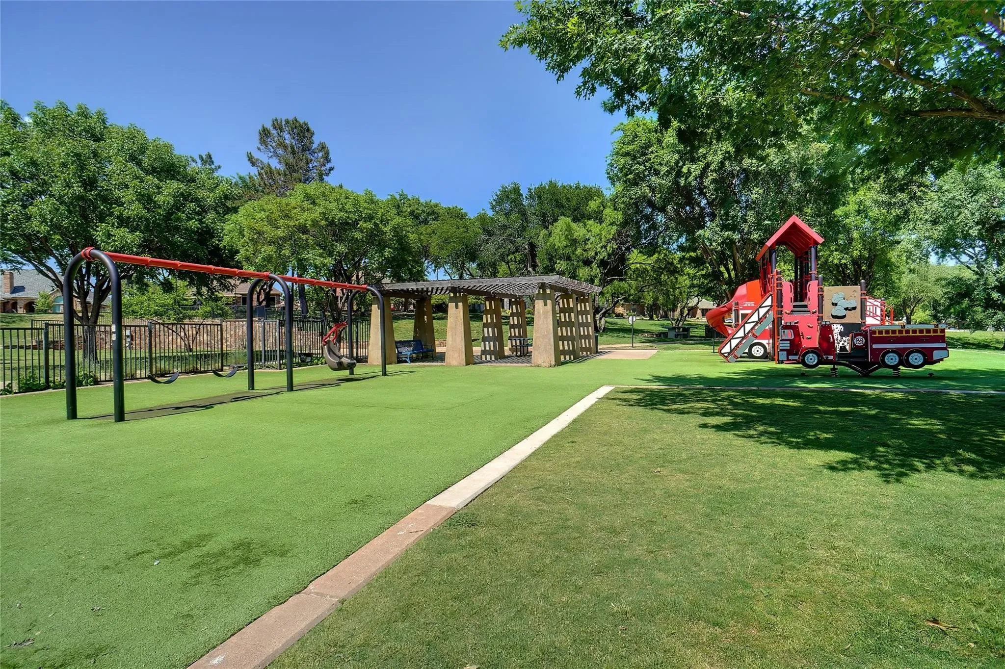 Single Family Residence For Sale in Denton County , 1003 N Wiltshire Drive, Carrollton, Texas 75007, 4 Bedroom, 3 Bathroom, 2 Garage spaces, 3,020 Sqft, built in 1989, mls#21161802, Real Estate Agent in Carrollton, Homes For Sale in Denton county, Homes For Sale in Carrollton, Realtor in Carrollton Texas, Real Estate Brokerage Independent Realty Texas, Luminita Cordes Realtor