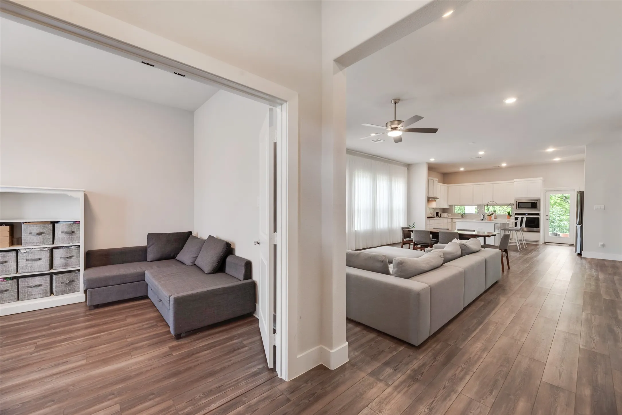 Single Family Residence For Sale in Rockwall County , 558 Torrey Pines Circle, Heath, Texas 75032, 4 Bedroom, 3 Bathroom, 2 Garage spaces, 3,019 Sqft, built in 2021, mls#21265268, Real Estate Agent in Heath, Homes For Sale in Rockwall county, Homes For Sale in Heath, Realtor in Heath Texas, Real Estate Brokerage Independent Realty Texas, Luminita Cordes Realtor