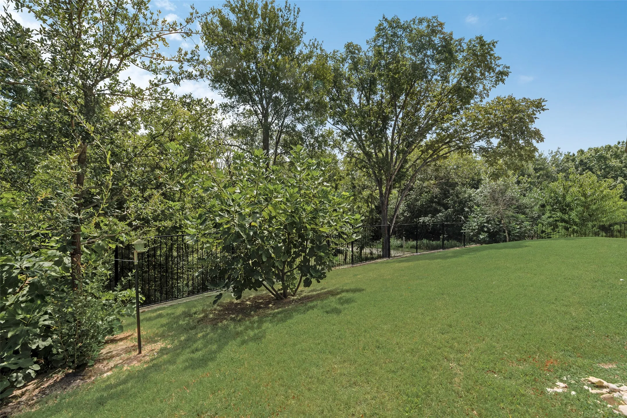 Single Family Residence For Sale in Rockwall County , 558 Torrey Pines Circle, Heath, Texas 75032, 4 Bedroom, 3 Bathroom, 2 Garage spaces, 3,019 Sqft, built in 2021, mls#21265268, Real Estate Agent in Heath, Homes For Sale in Rockwall county, Homes For Sale in Heath, Realtor in Heath Texas, Real Estate Brokerage Independent Realty Texas, Luminita Cordes Realtor