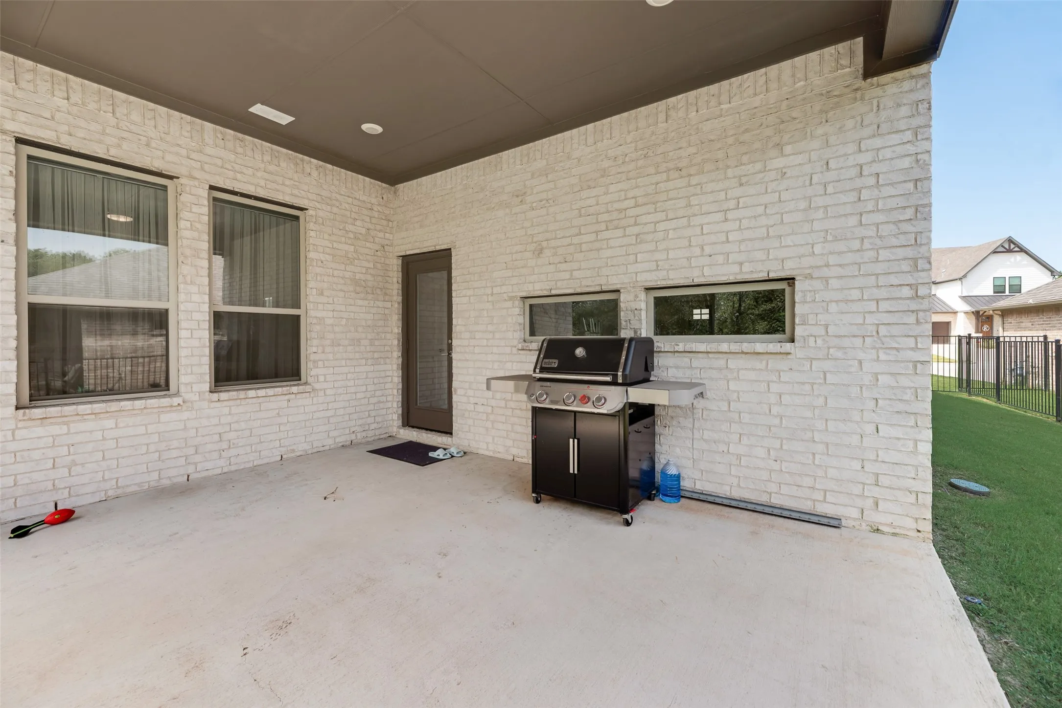 Single Family Residence For Sale in Rockwall County , 558 Torrey Pines Circle, Heath, Texas 75032, 4 Bedroom, 3 Bathroom, 2 Garage spaces, 3,019 Sqft, built in 2021, mls#21265268, Real Estate Agent in Heath, Homes For Sale in Rockwall county, Homes For Sale in Heath, Realtor in Heath Texas, Real Estate Brokerage Independent Realty Texas, Luminita Cordes Realtor