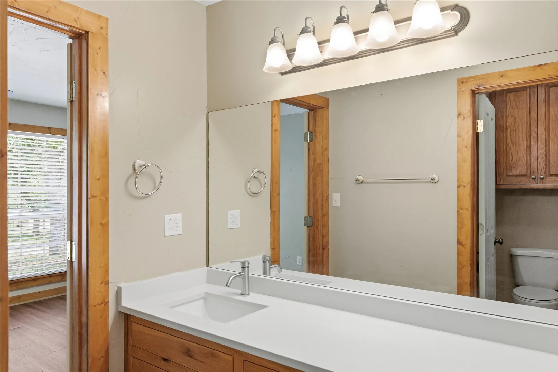 Single Family Residence For Sale in Parker County , 1528 Tidwell Road, Brock, Texas 76087, 3 Bedrooms, 3 Bathrooms, Garage spaces, 2,091 Sqft, built in 2002, Price $495,000, mls#21264237, Real Estate Agent in Brock, Homes For Sale in Parker county, Homes For Sale in Brock, Realtor in Brock Texas, Real Estate Brokerage Independent Realty Texas, Luminita Cordes Realtor