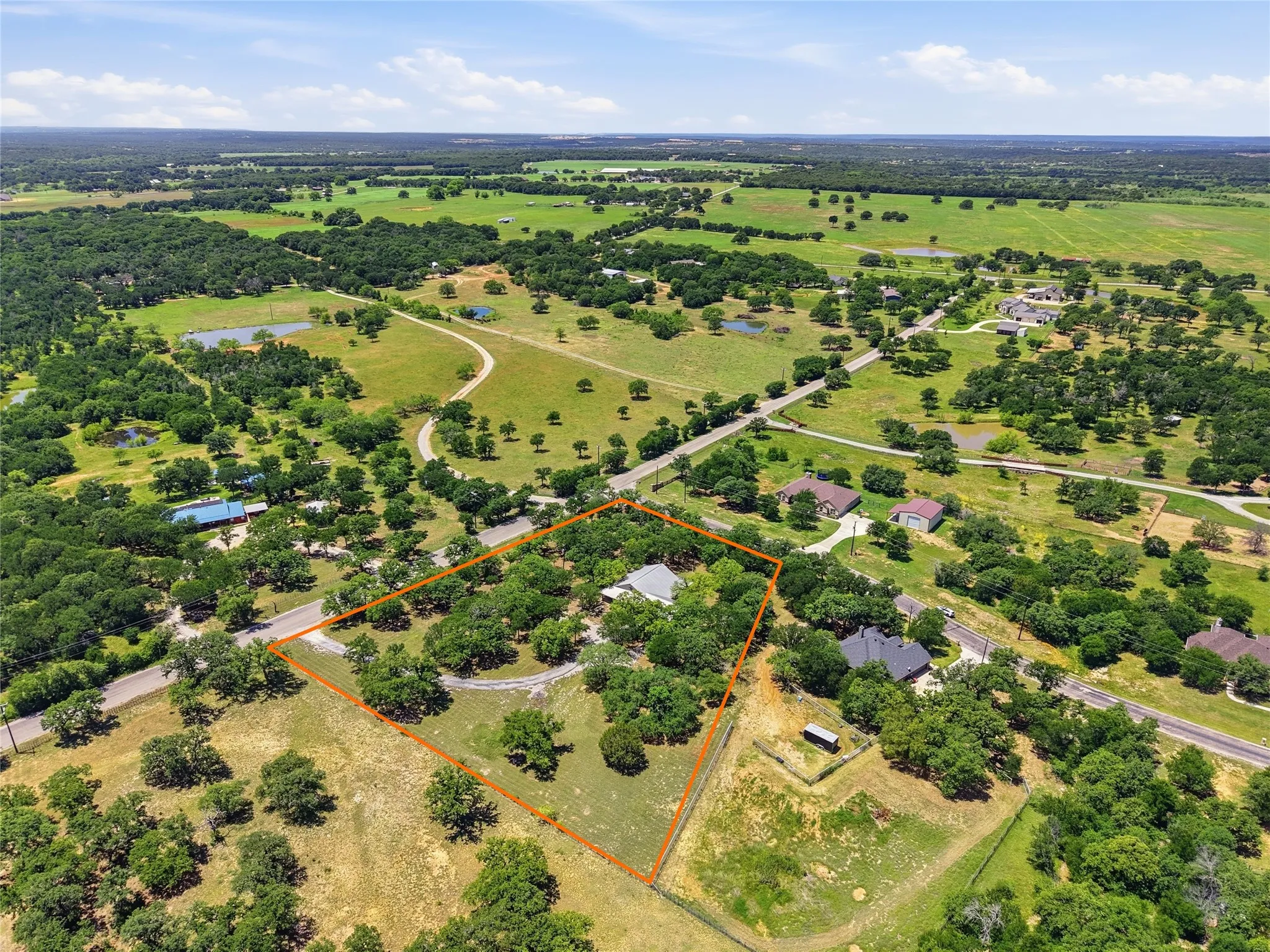 Single Family Residence For Sale in Parker County , 1528 Tidwell Road, Brock, Texas 76087, 3 Bedrooms, 3 Bathrooms, Garage spaces, 2,091 Sqft, built in 2002, Price $495,000, mls#21264237, Real Estate Agent in Brock, Homes For Sale in Parker county, Homes For Sale in Brock, Realtor in Brock Texas, Real Estate Brokerage Independent Realty Texas, Luminita Cordes Realtor