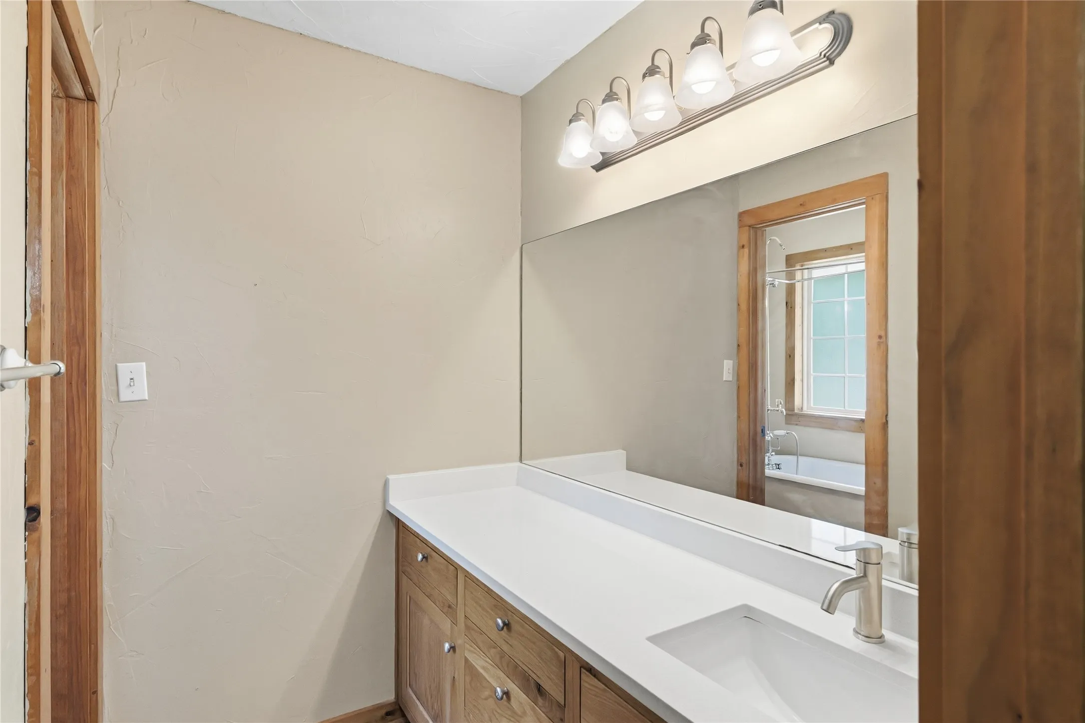 Single Family Residence For Sale in Parker County , 1528 Tidwell Road, Brock, Texas 76087, 3 Bedrooms, 3 Bathrooms, Garage spaces, 2,091 Sqft, built in 2002, Price $495,000, mls#21264237, Real Estate Agent in Brock, Homes For Sale in Parker county, Homes For Sale in Brock, Realtor in Brock Texas, Real Estate Brokerage Independent Realty Texas, Luminita Cordes Realtor