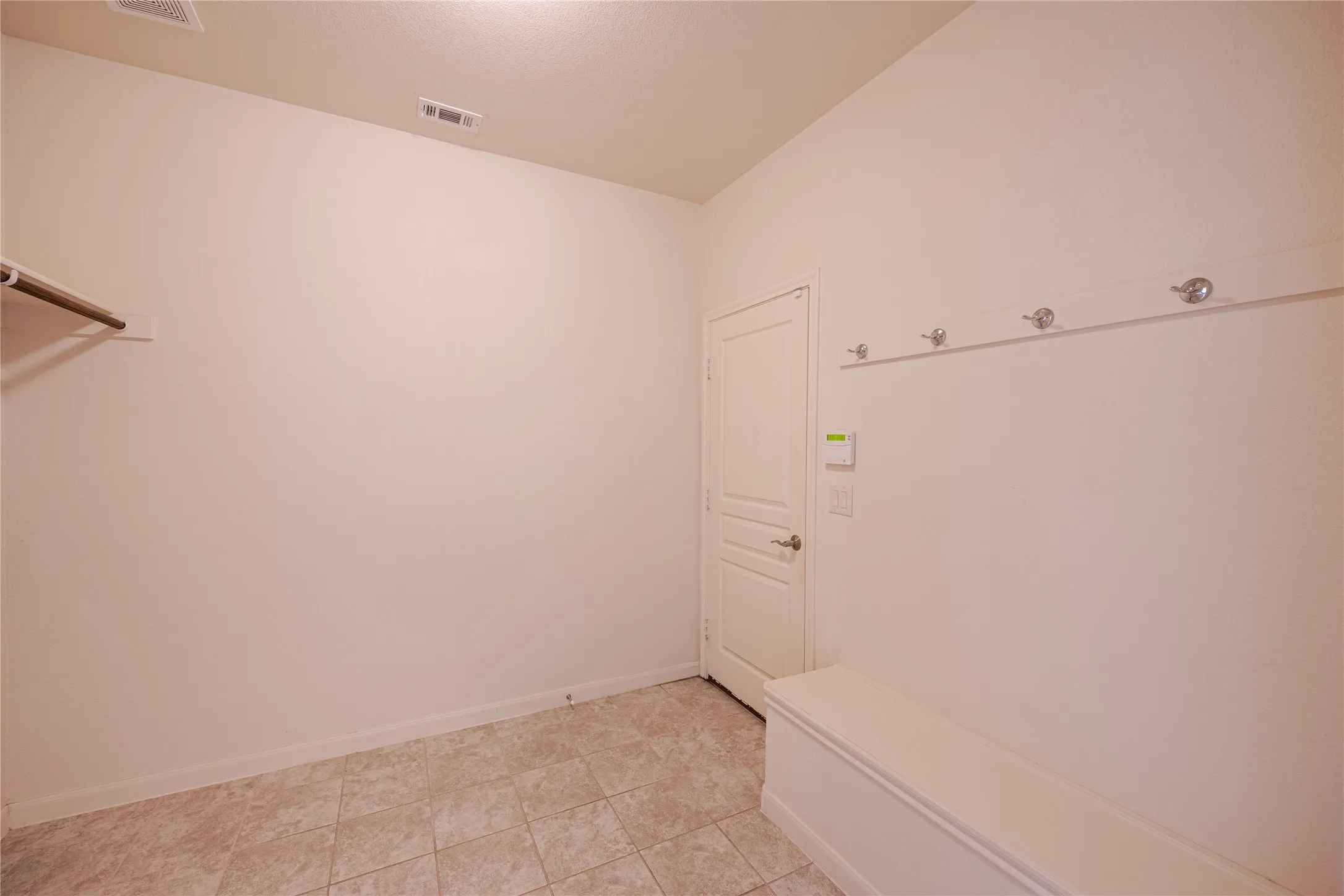 Single Family Residence For Rent in Collin County , 1141 Kingston Court, Anna, Texas 75409, 3 Bedroom, 2 Bathroom, 2 Garage spaces, 1,678 Sqft, built in 2016, mls#21249116, Real Estate Agent in Anna, Homes For Rent in Collin county, Homes For Rent in Anna, Realtor in Anna Texas, Real Estate Brokerage Independent Realty Texas, Luminita Cordes Realtor