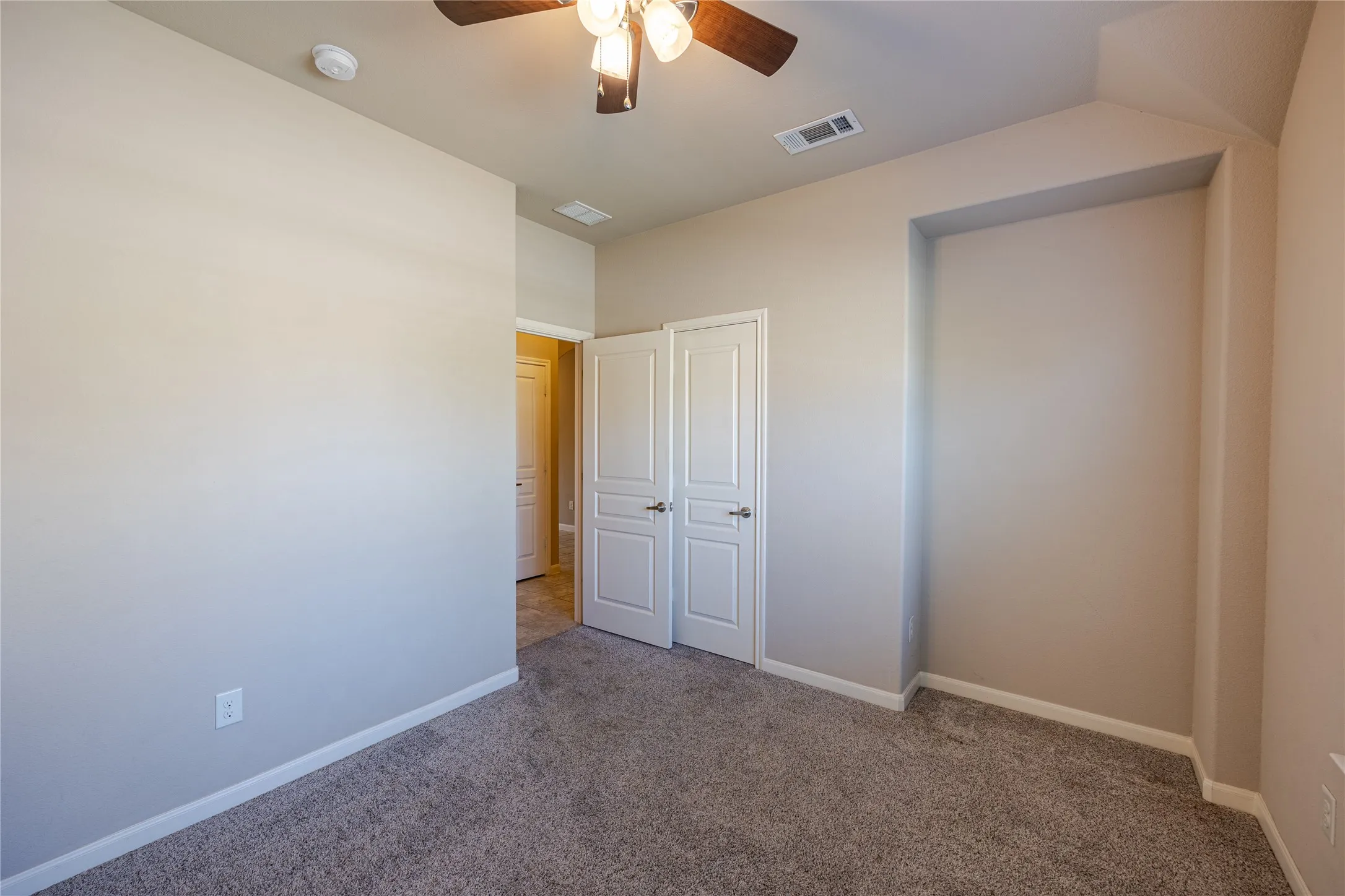 Single Family Residence For Rent in Collin County , 1141 Kingston Court, Anna, Texas 75409, 3 Bedroom, 2 Bathroom, 2 Garage spaces, 1,678 Sqft, built in 2016, mls#21249116, Real Estate Agent in Anna, Homes For Rent in Collin county, Homes For Rent in Anna, Realtor in Anna Texas, Real Estate Brokerage Independent Realty Texas, Luminita Cordes Realtor