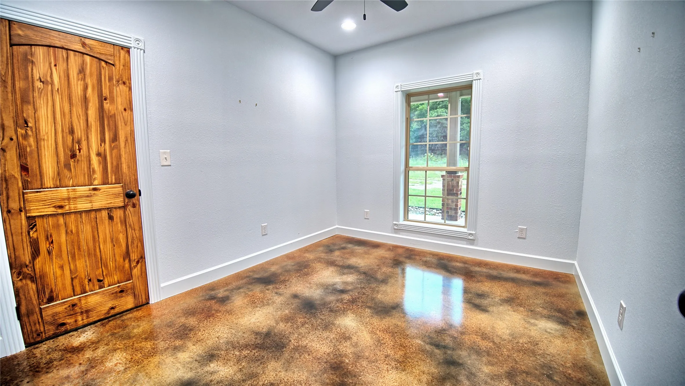 Farm For Sale in Montague County , 2930 N Greenbrier Road, Nocona, Texas 76255, 3 Bedroom, 3 Bathroom, Garage spaces, 2,553 Sqft, built in 2020, mls#21266472, Real Estate Agent in Nocona, Homes For Sale in Montague county, Homes For Sale in Nocona, Realtor in Nocona Texas, Real Estate Brokerage Independent Realty Texas, Luminita Cordes Realtor