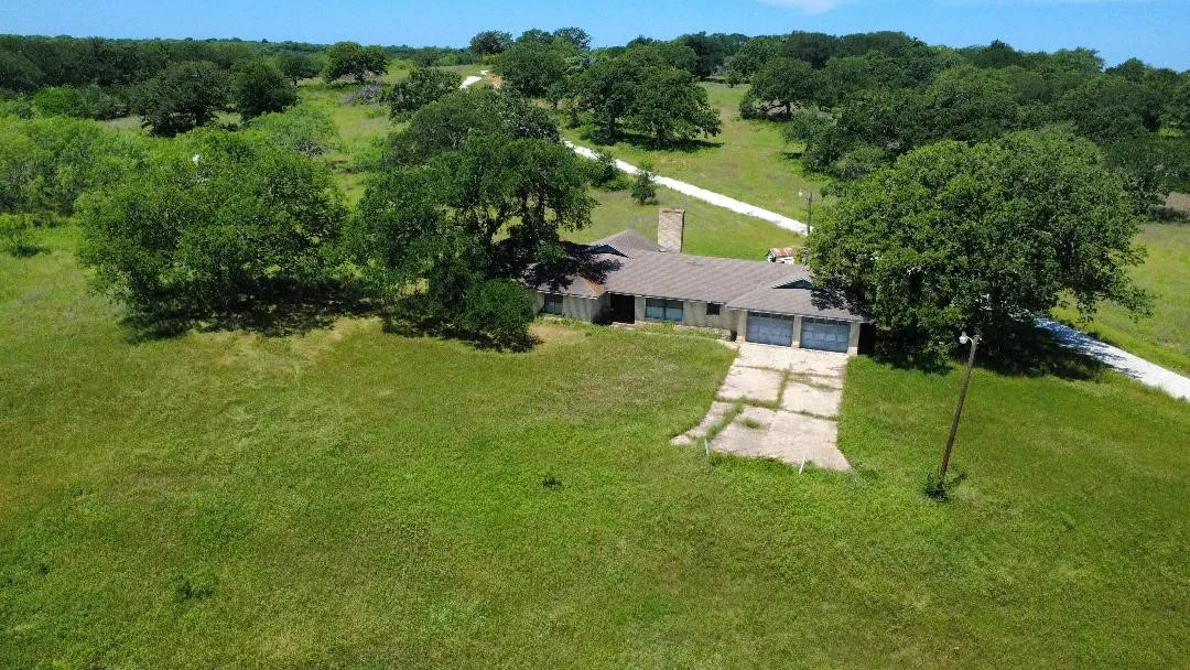 Improved Land For Sale in Hill County , 2041 Fm 933, Aquilla, Texas 76622, 0, 0, Garage spaces, 0 Sqft, built in 0, Price $695,900, mls#21266609, Real Estate Agent in Aquilla, Homes For Sale in Hill county, Homes For Sale in Aquilla, Realtor in Aquilla Texas, Real Estate Brokerage Independent Realty Texas, Luminita Cordes Realtor