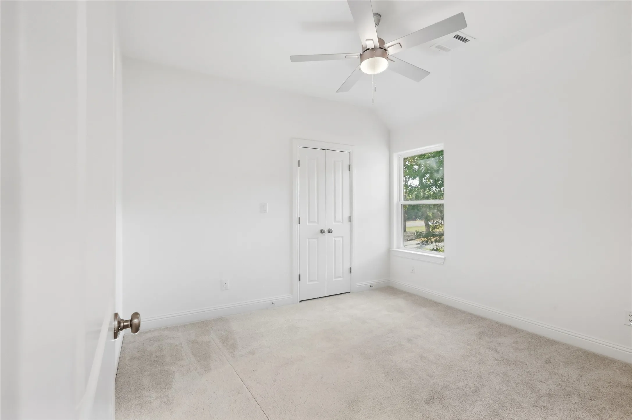 Single Family Residence For Sale in Parker County , 1057 Arbor Vista Drive, Azle, Texas 76020, 4 Bedroom, 3 Bathroom, 3 Garage spaces, 2,650 Sqft, built in 2026, mls#21262193, Real Estate Agent in Azle, Homes For Sale in Parker county, Homes For Sale in Azle, Realtor in Azle Texas, Real Estate Brokerage Independent Realty Texas, Luminita Cordes Realtor