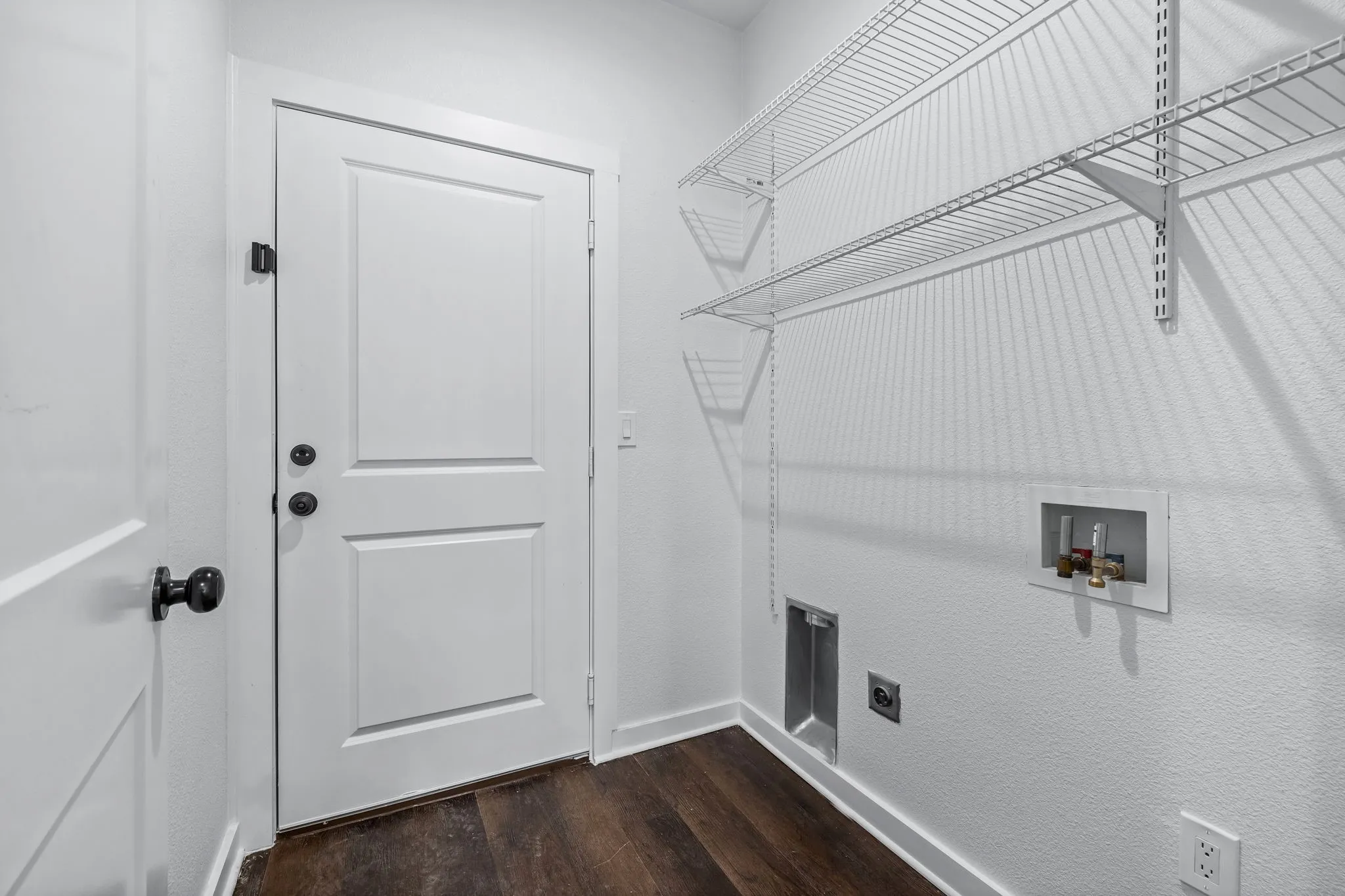 For Sale in Dallas County , 3202 Wexford Drive, Garland, Texas 75043, 42 Bedroom, 54 Bathroom, 1 Garage spaces, 24,258 Sqft, built in 2022, mls#21264928, Real Estate Agent in Garland, Homes For Sale in Dallas county, Homes For Sale in Garland, Realtor in Garland Texas, Real Estate Brokerage Independent Realty Texas, Luminita Cordes Realtor