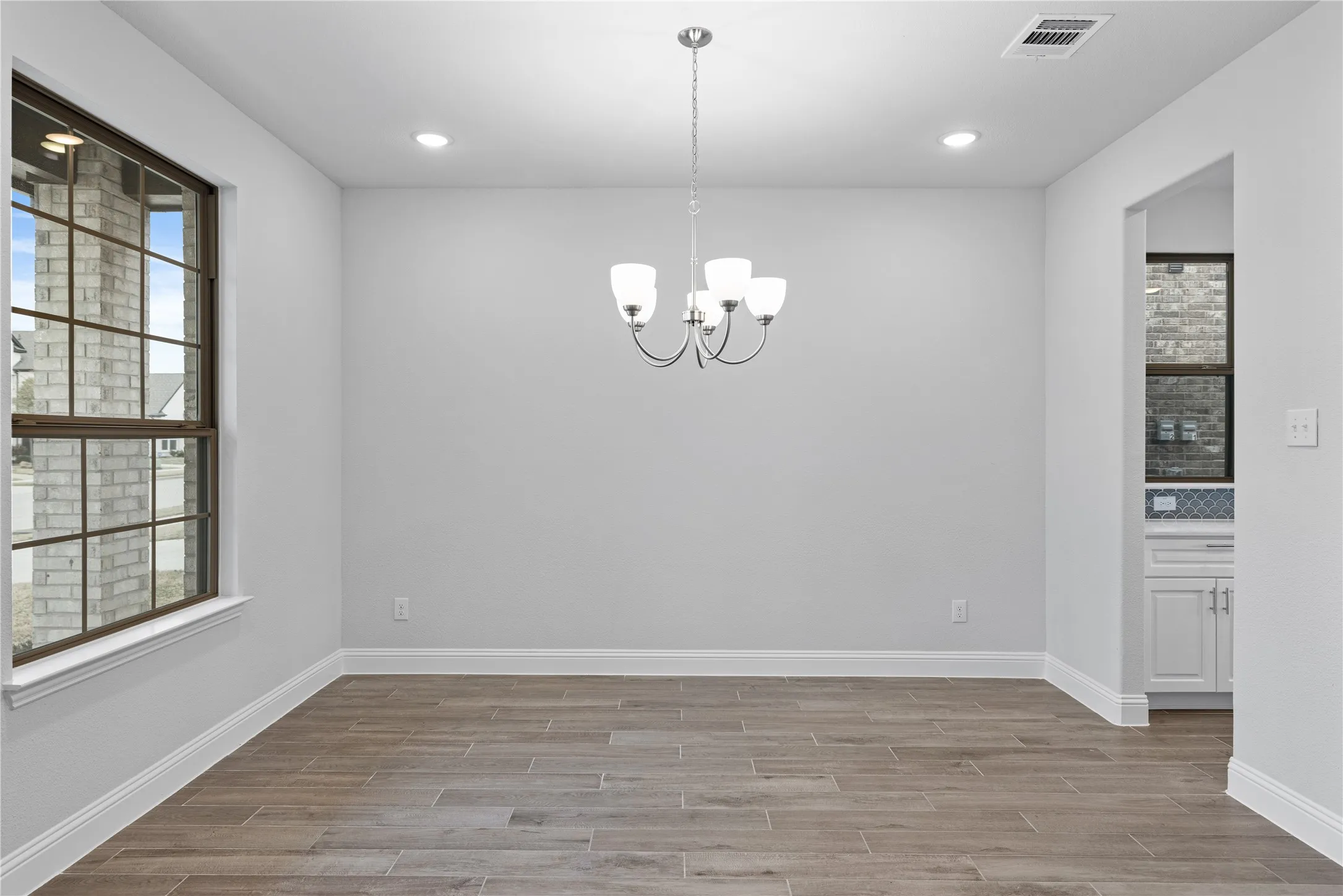 Single Family Residence For Rent in Collin County , 3822 Windmill Court, Celina, Texas 75009, 3 Bedroom, 3 Bathroom, 2 Garage spaces, 2,435 Sqft, built in 2023, Price $3,100, mls#21265975, Real Estate Agent in Celina, Homes For Rent in Collin county, Homes For Rent in Celina, Realtor in Celina Texas, Real Estate Brokerage Independent Realty Texas, Luminita Cordes Realtor
